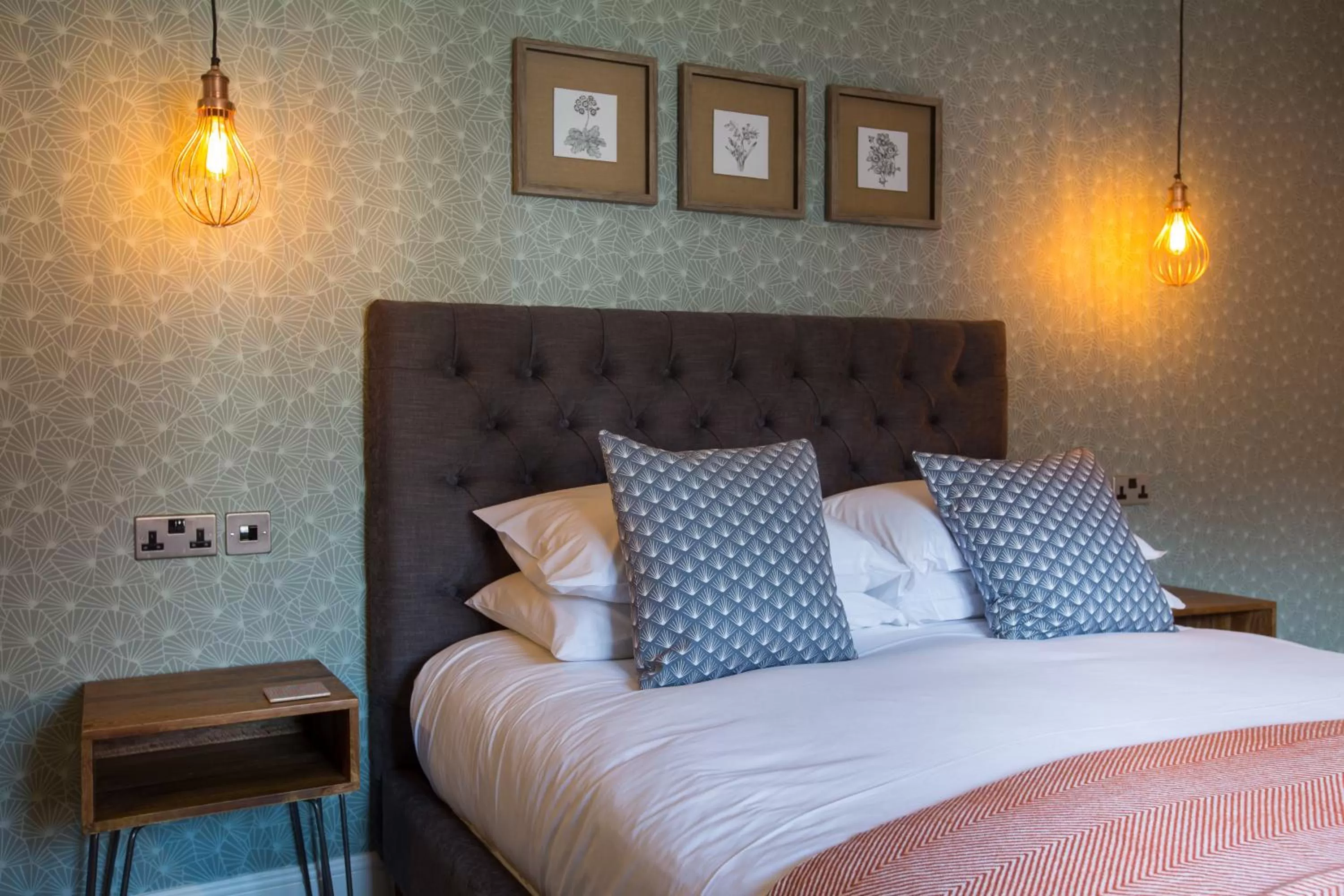 Bedroom, Bed in The Chequers Marlow