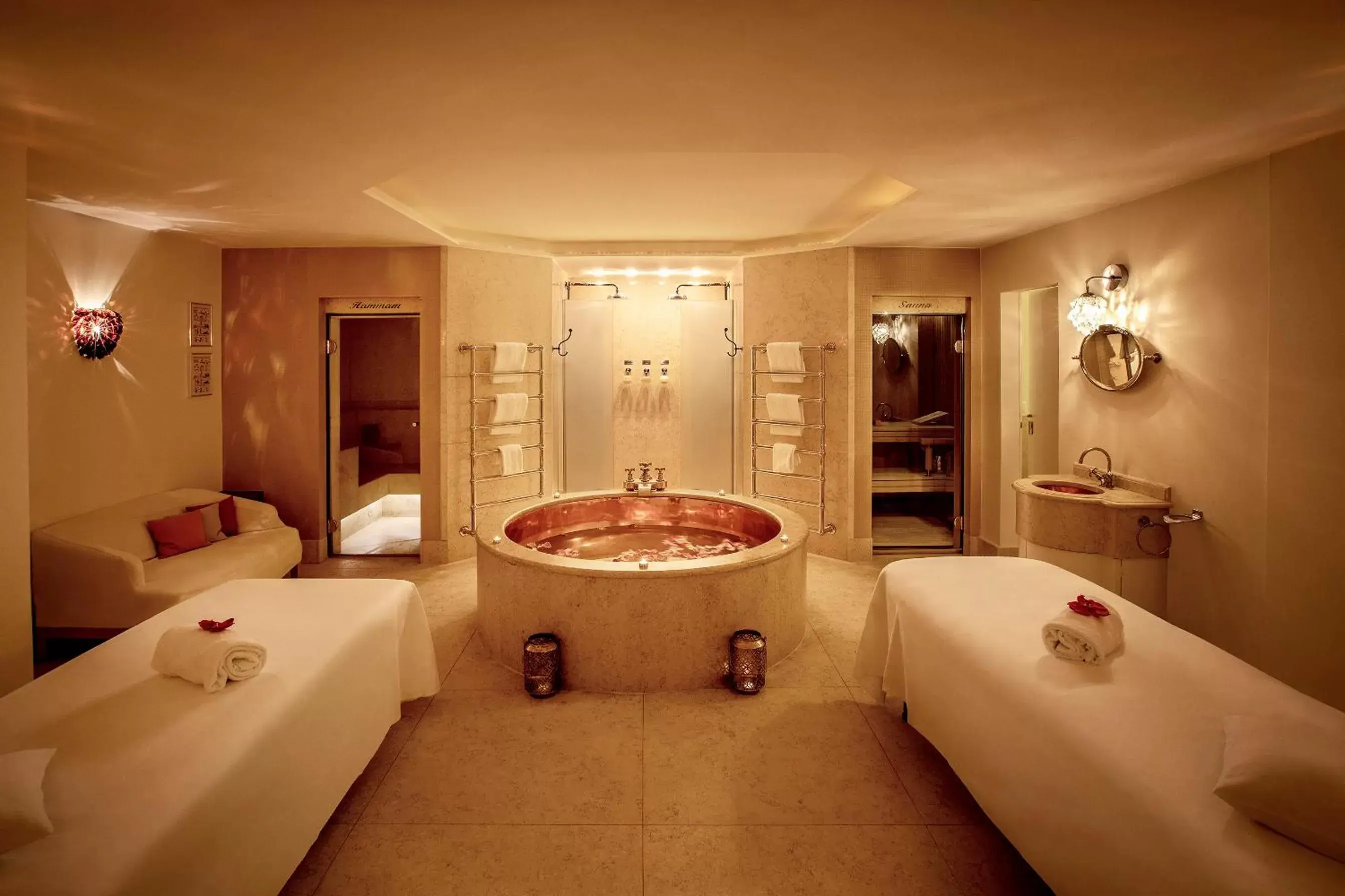 Spa and wellness centre/facilities, Bathroom in Lausanne Palace