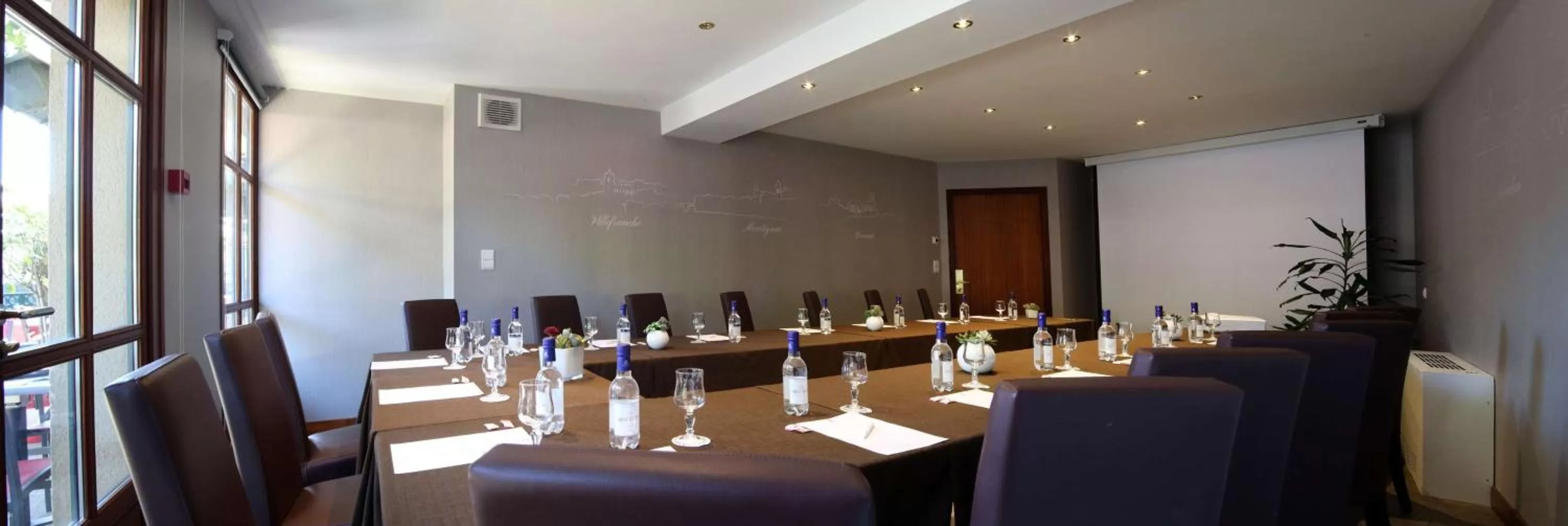 On site in Best Western Le Pont d'Or