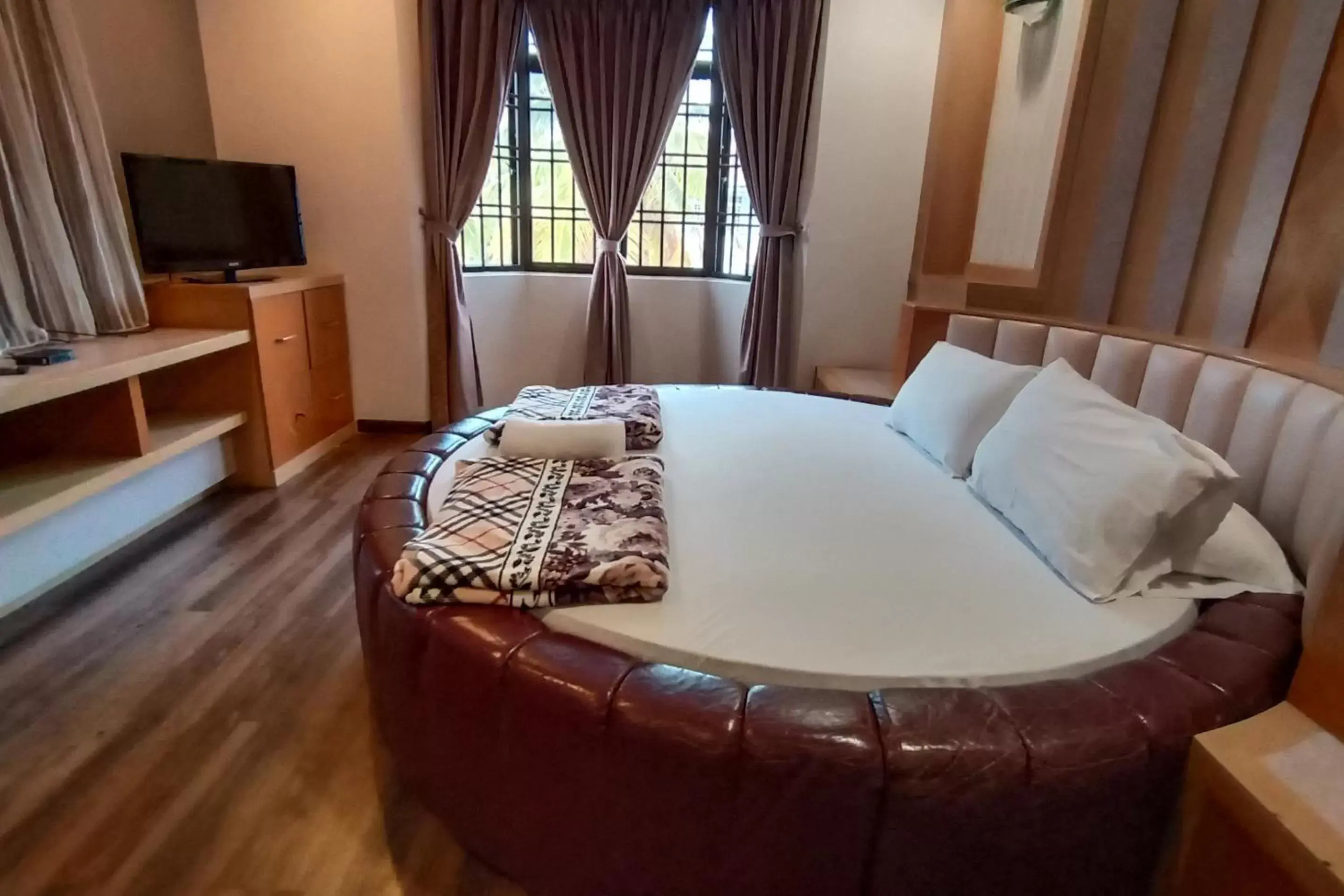 Deluxe King Room in Homestay Muar Deluxe King Room in Homestay Muar