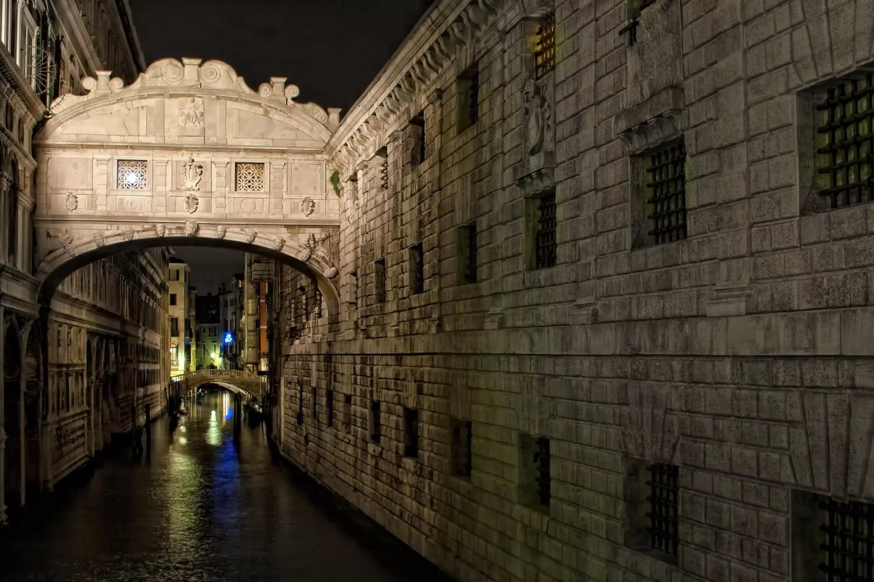 Night, Facade/Entrance in Aquamare, boutique b&b