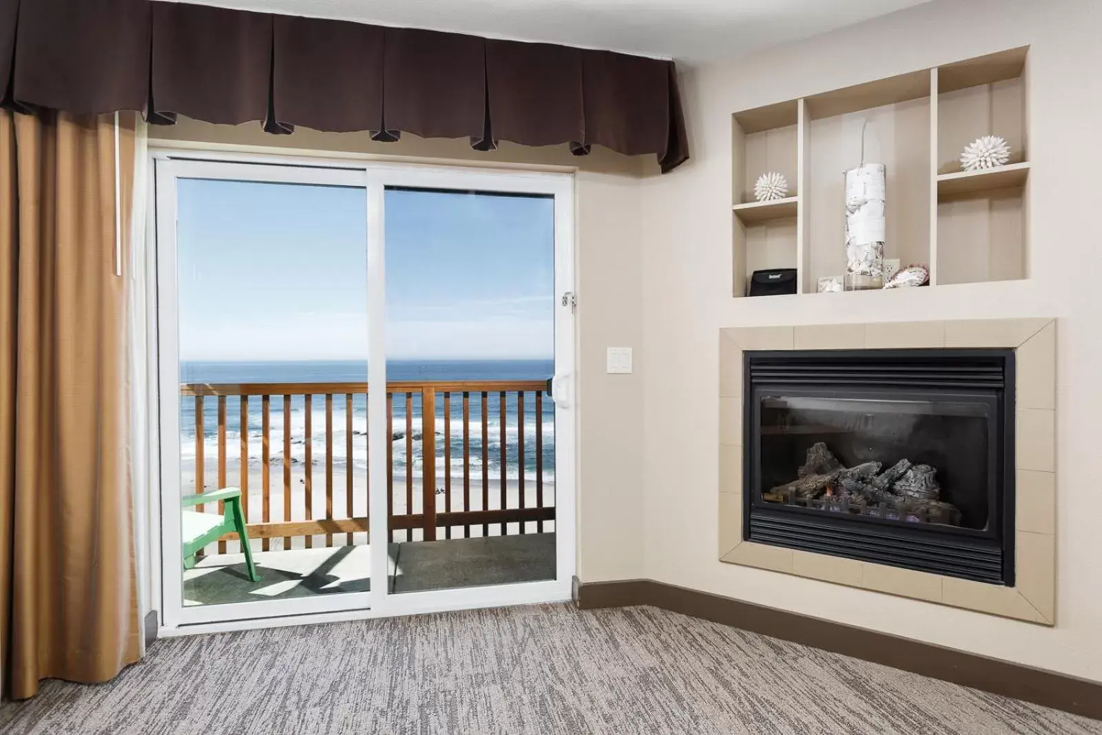 Balcony/Terrace in The Coho Oceanfront Lodge