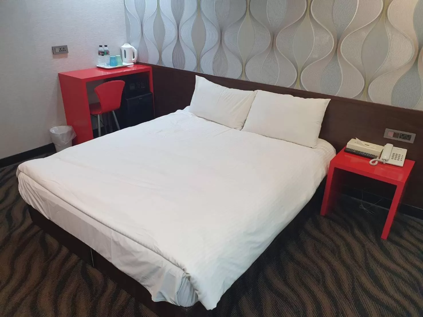 Bed in Funny Ximen Hotel