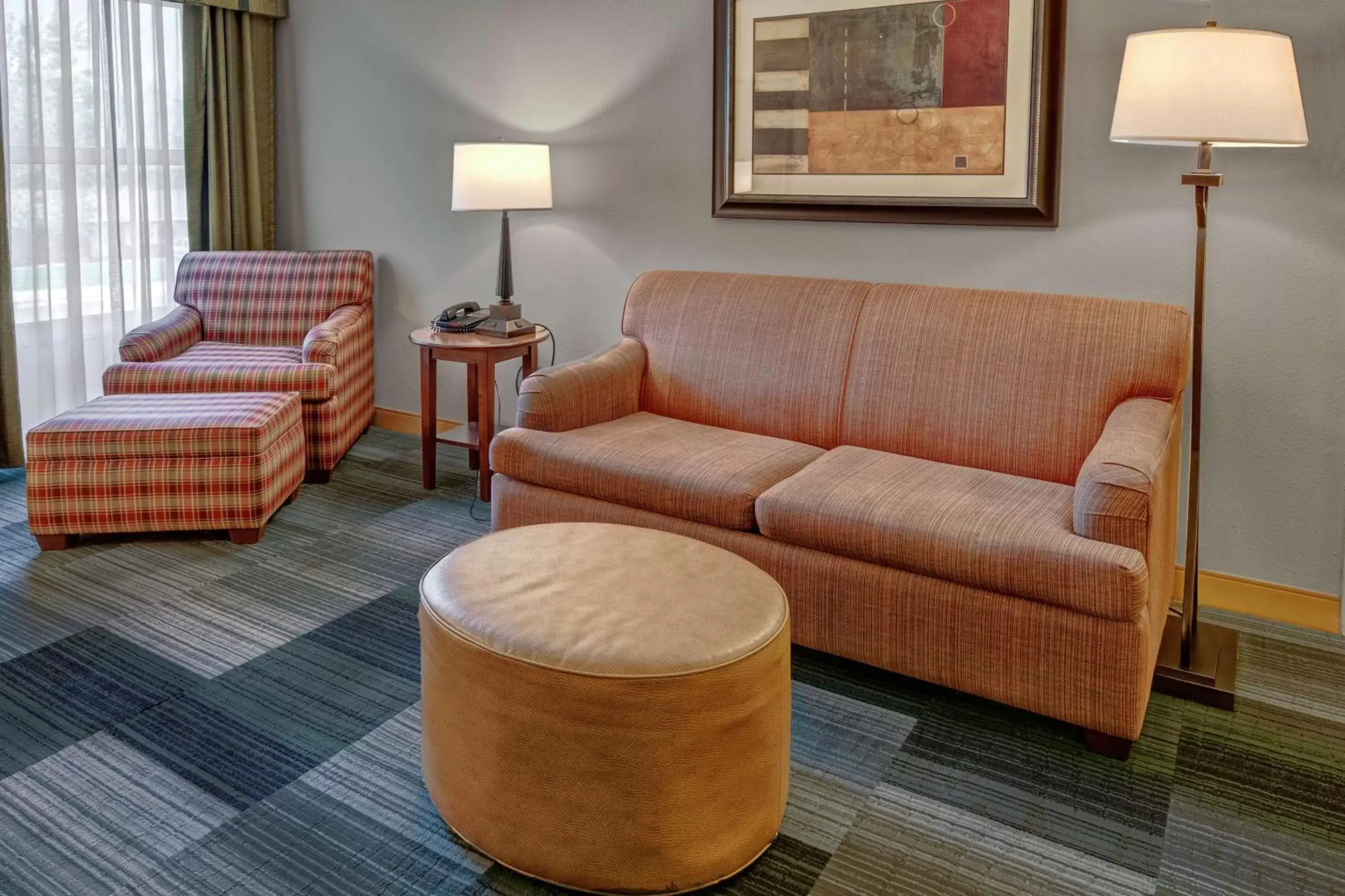 Living room, Seating Area in Hampton Inn & Suites Pigeon Forge On The Parkway