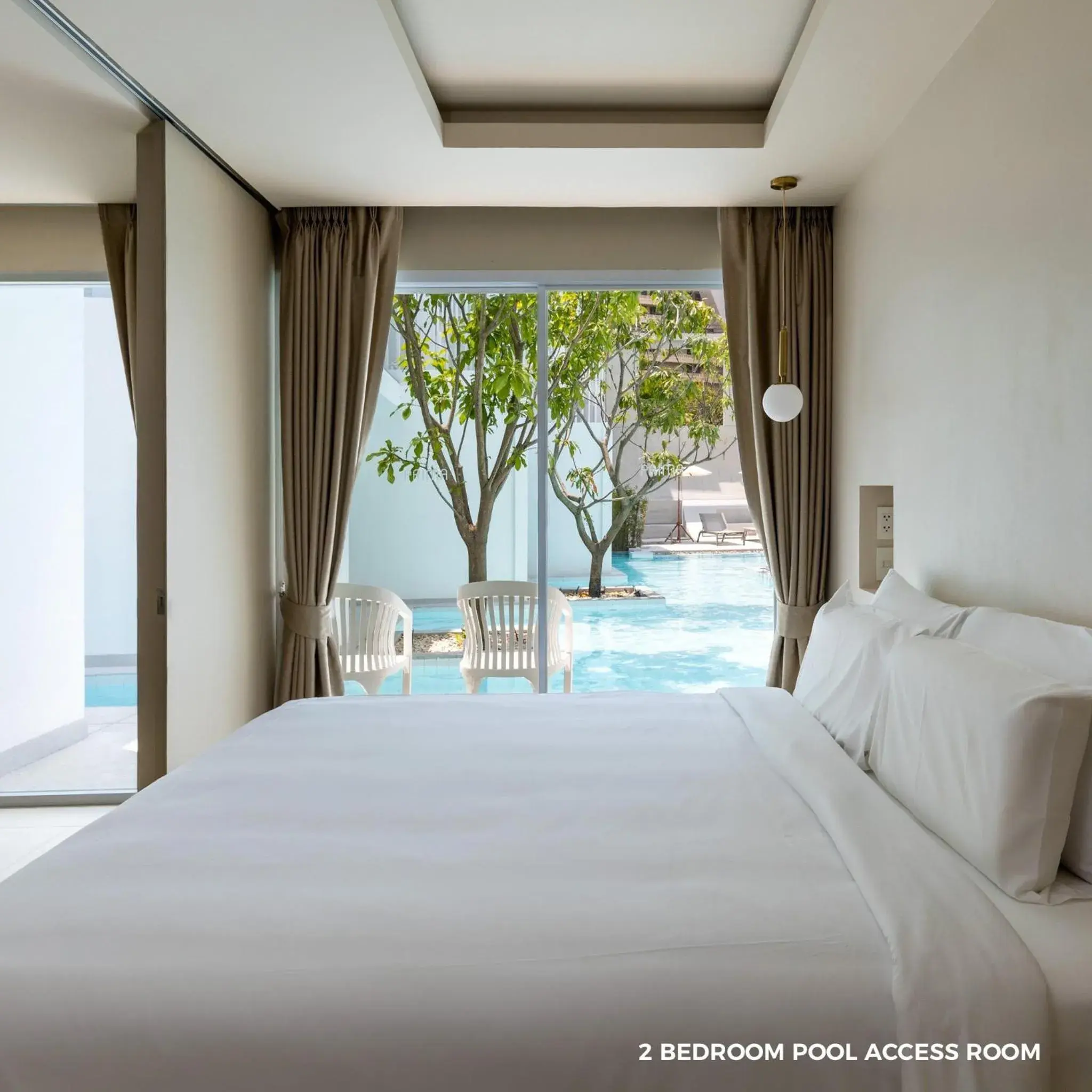 Bedroom, Bed in Prima Hotel Pattaya