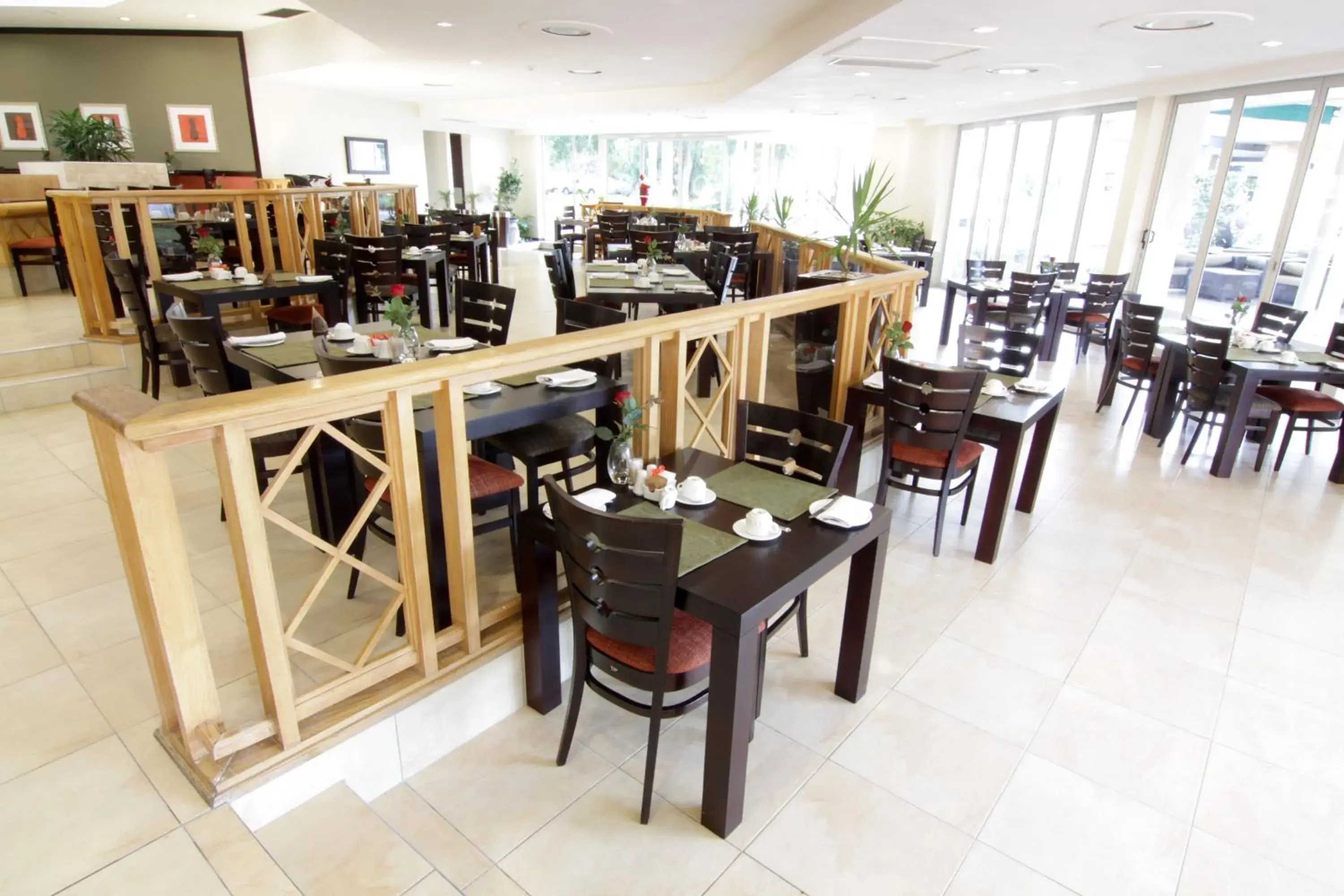 Restaurant/places to eat in Cresta Lodge Gaborone Restaurant/places to eat in Cresta Lodge Gaborone