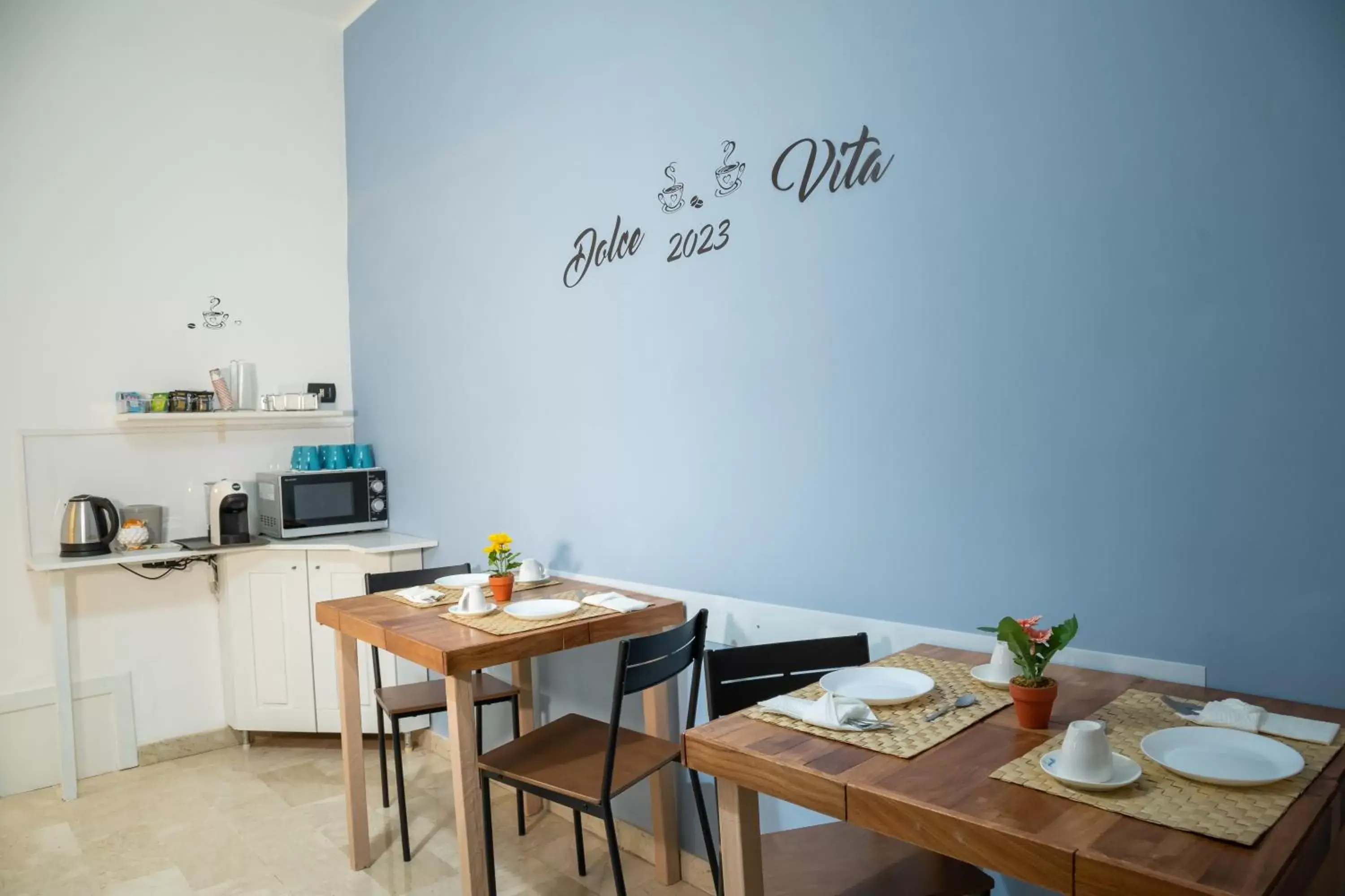 Kitchen or kitchenette, Dining Area in Dolce Vita