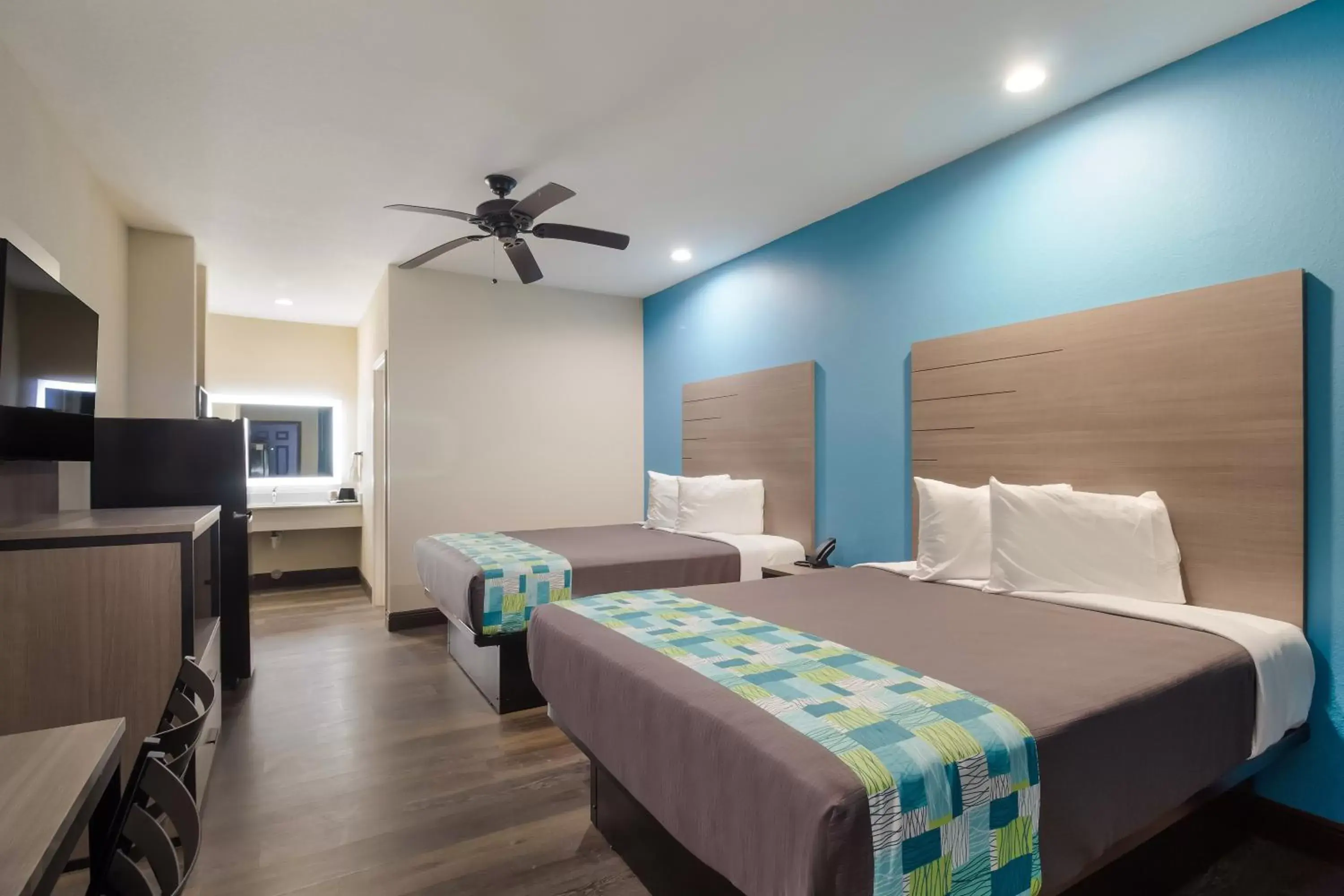 Bed in Scottish Inns & Suites Hitchcock-Santa Fe Bed in Scottish Inns & Suites Hitchcock-Santa Fe