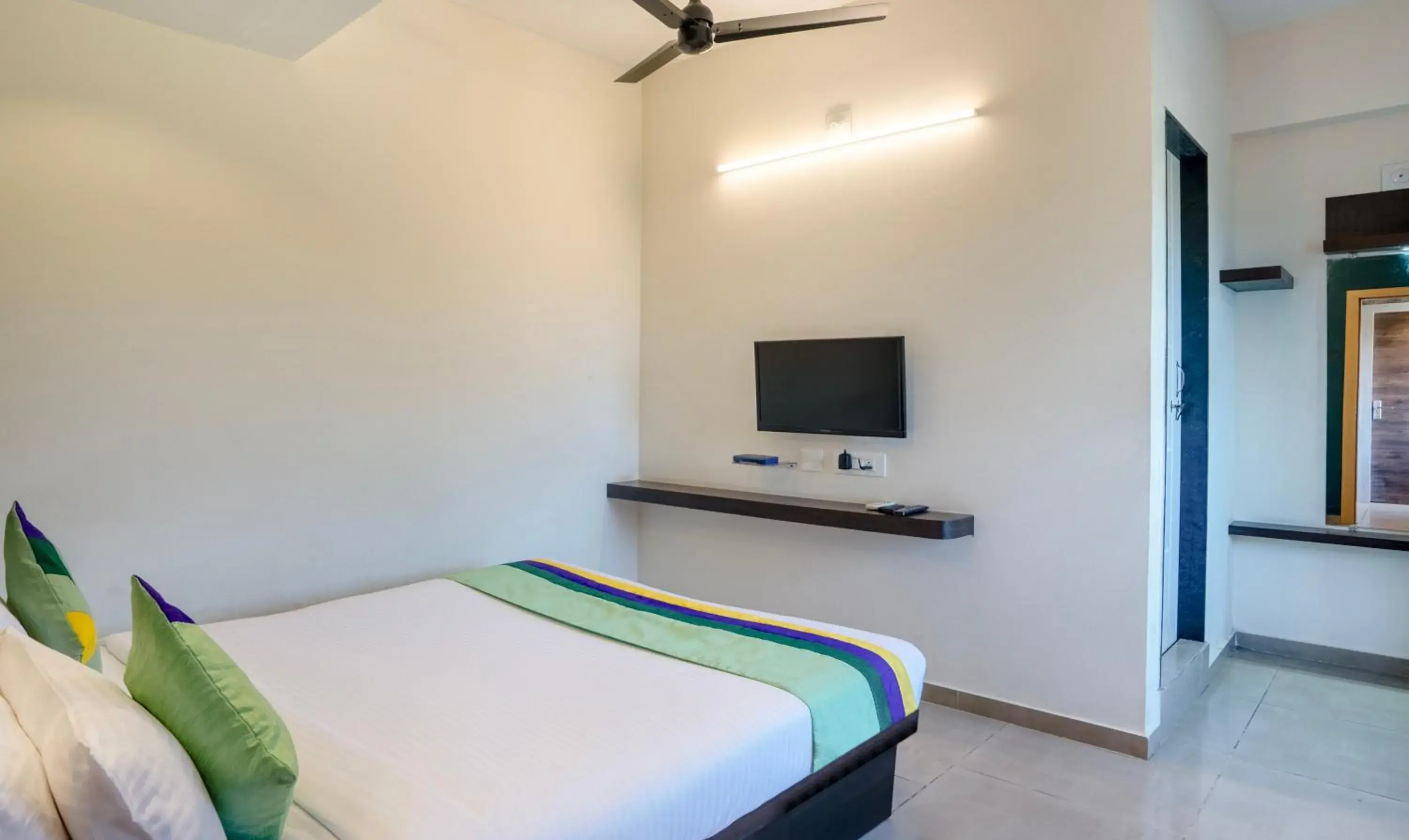 Bedroom, Bed in Hotel Vijaya Residency