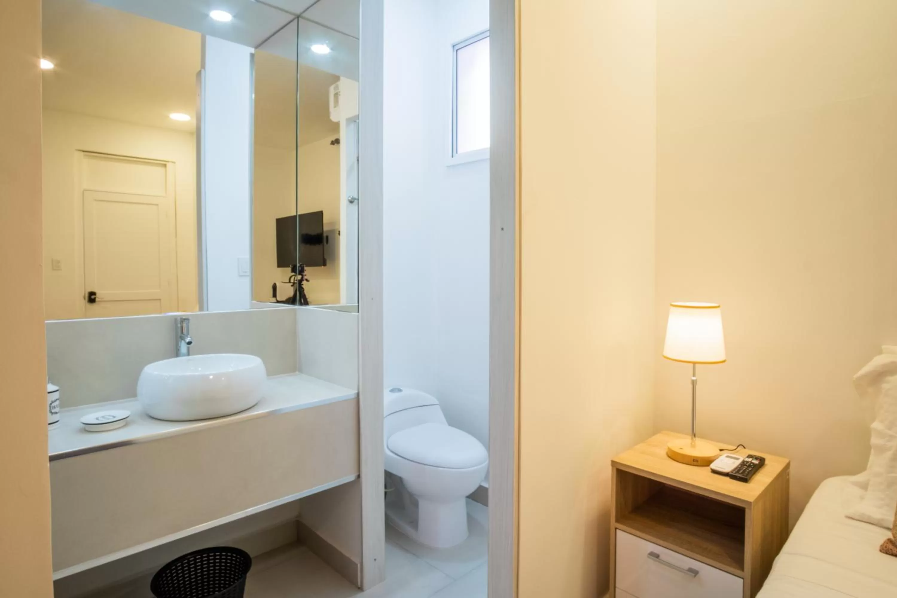 Bathroom, Bed in Rossa Palma