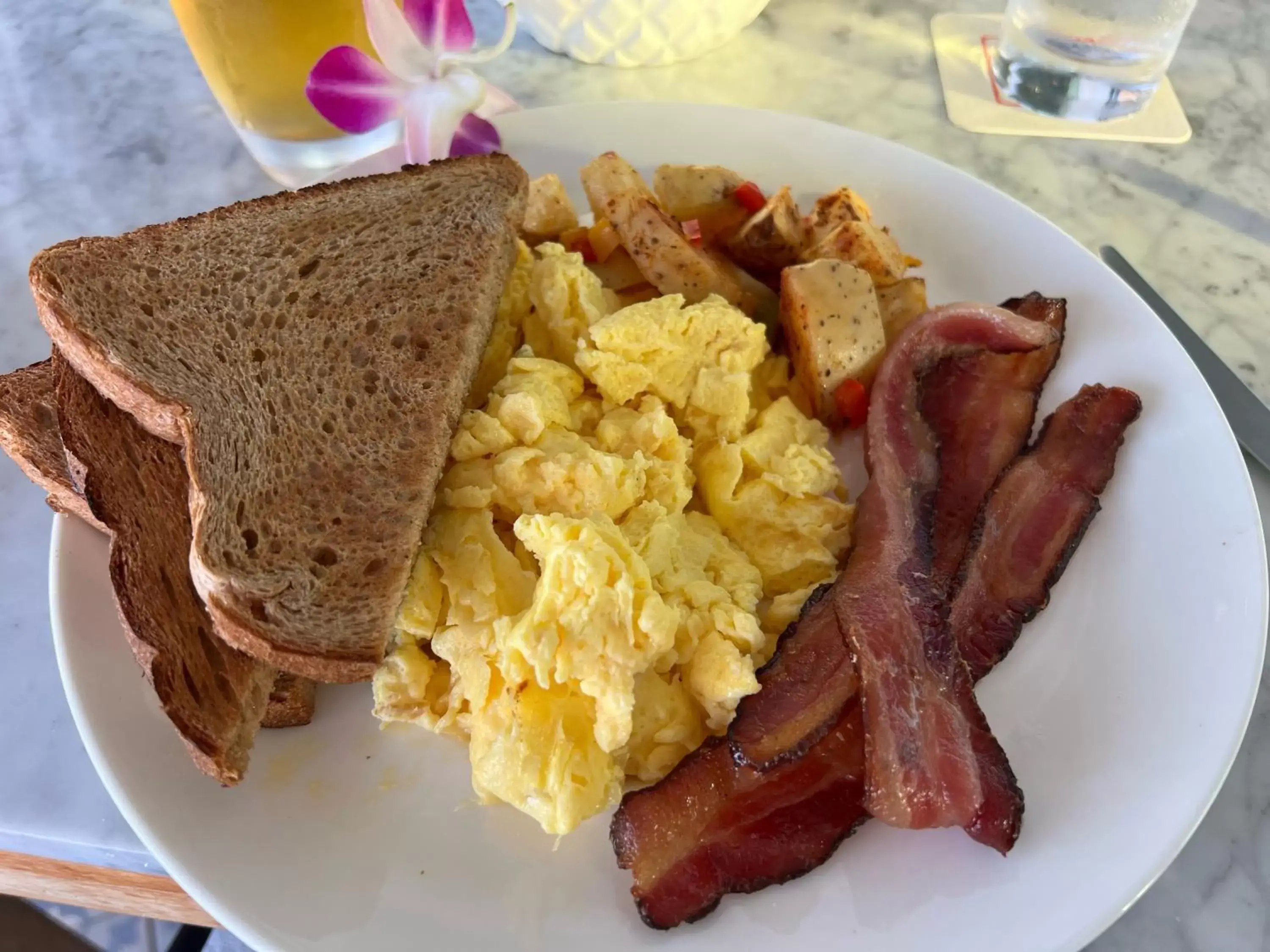 Breakfast, Food in Isla Bella Beach Resort & Spa - Florida Keys