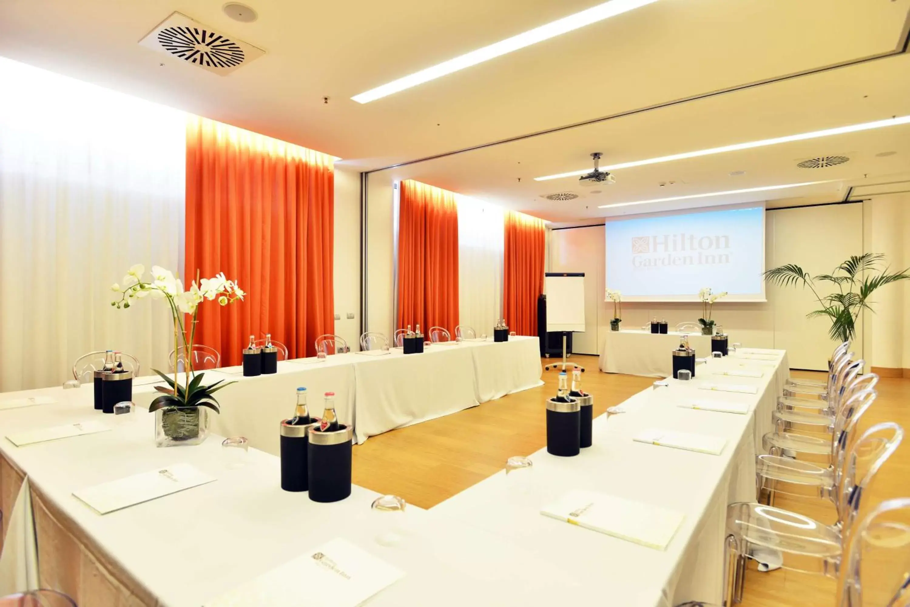 Meeting/conference room, Business Area/Conference Room in Hilton Garden Inn Milan North
