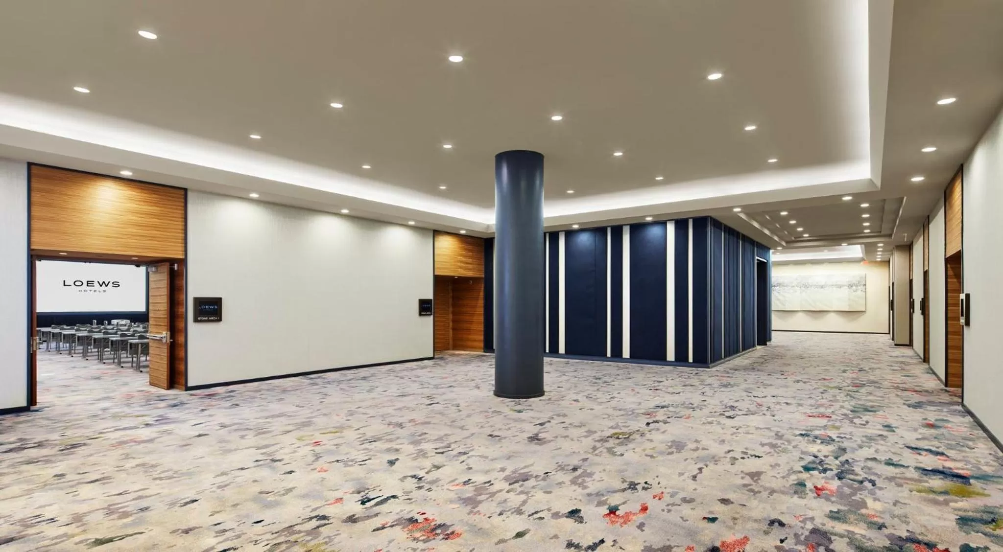 Meeting/conference room in The Lofton Hotel Minneapolis, Tapestry Collection by Hilton