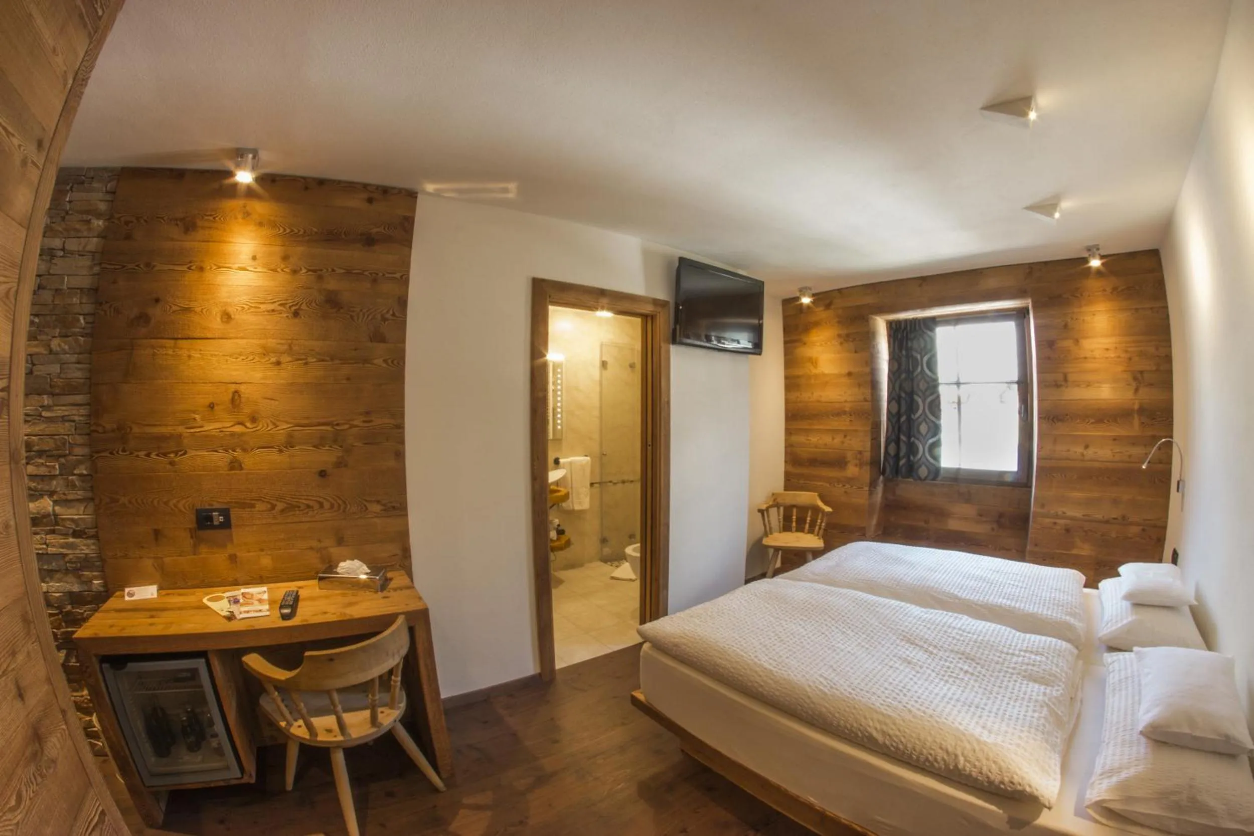 Bed in Bivio Hotel Plaza