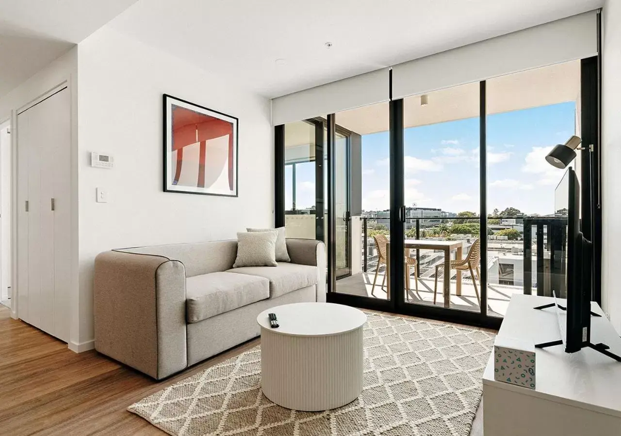 TV and multimedia, Seating Area in Rambla at Perry House