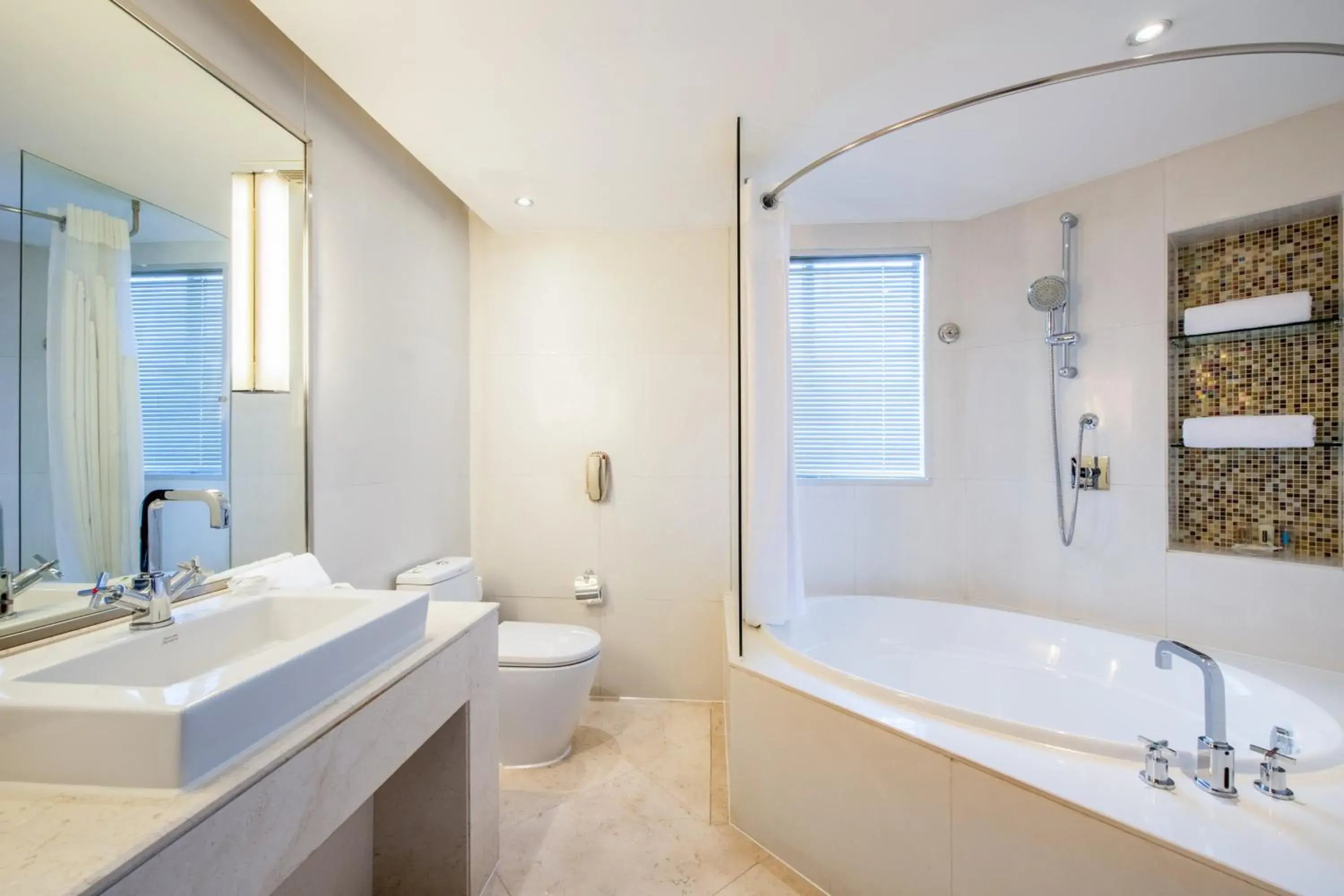 Bathroom in Holiday Inn Hefei, an IHG Hotel