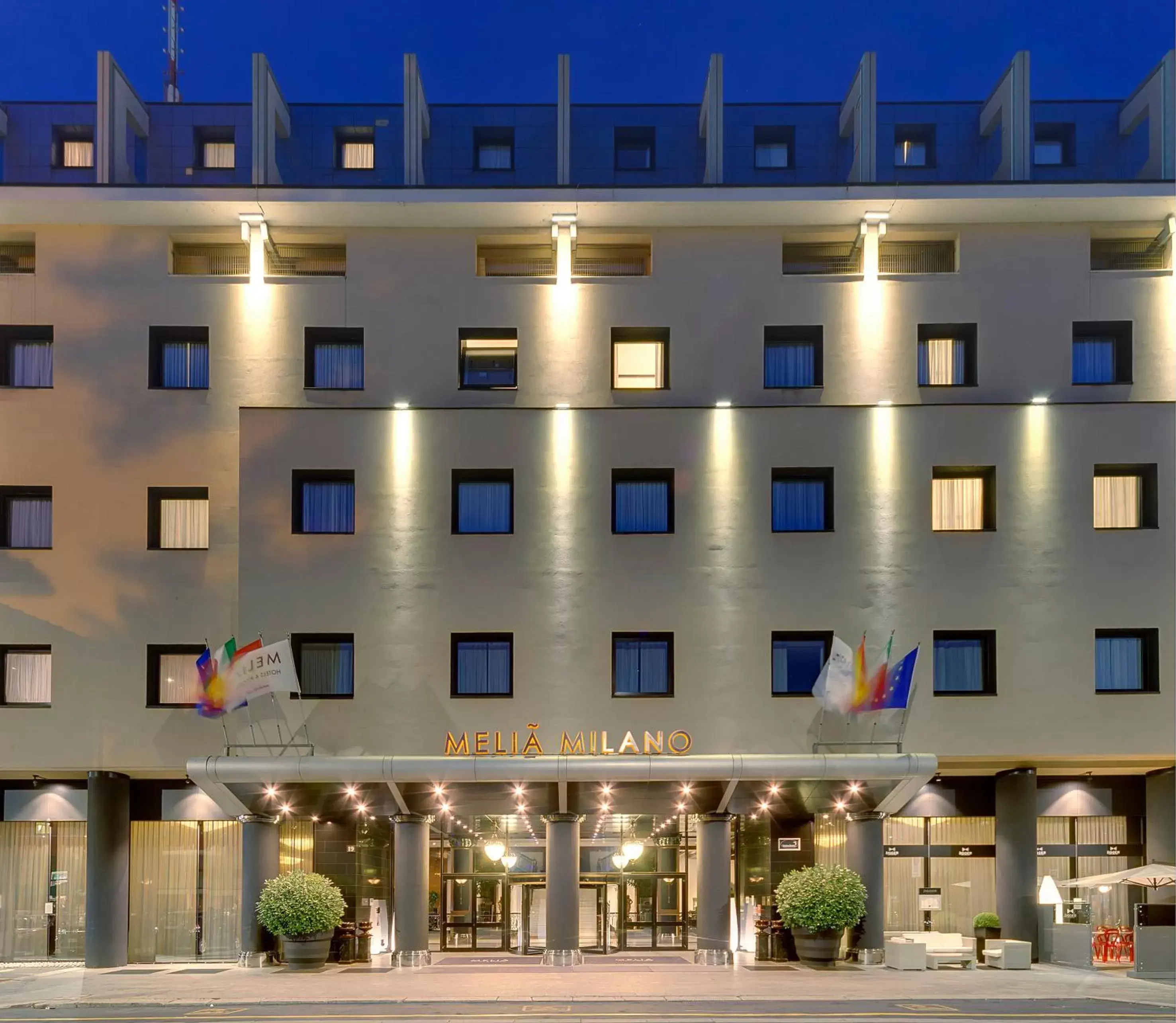 Facade/entrance, Property Building in Meliá Milano