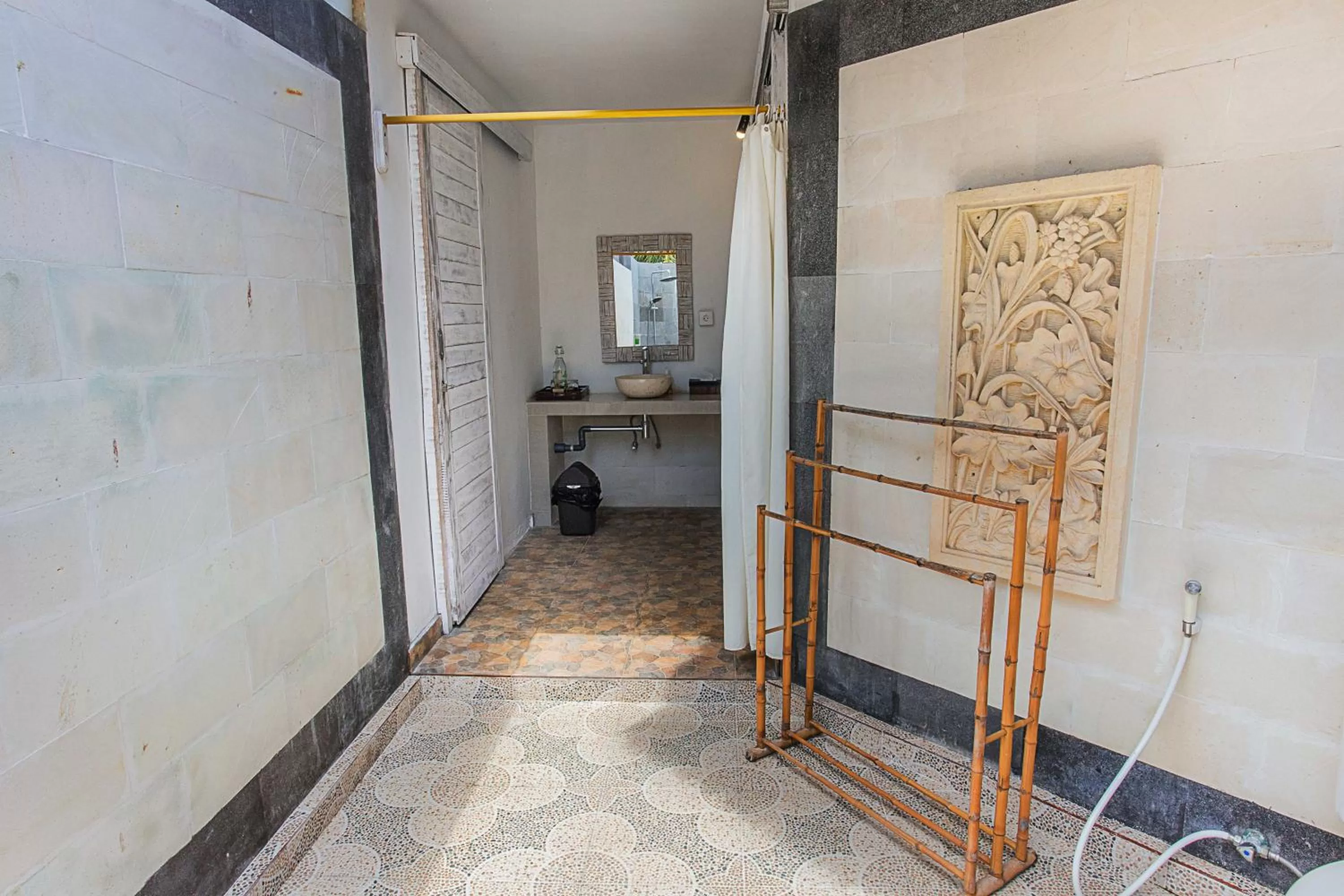 Sanghyang Bay Villas