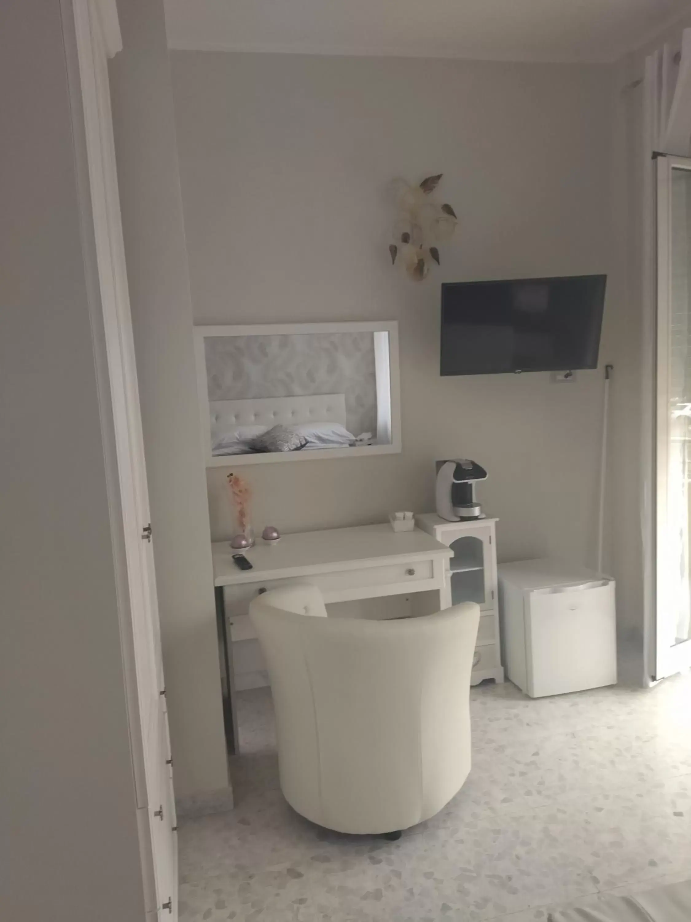 TV and multimedia, Bathroom in affittacamere da Fenix