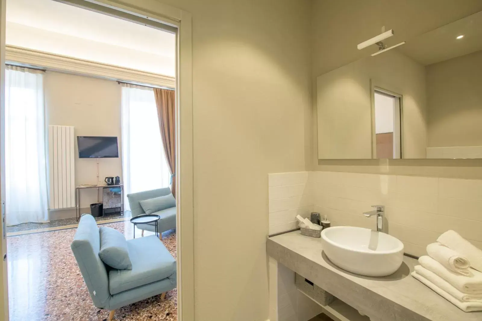 Shower, Bathroom in Palazzo Sertorio Suites