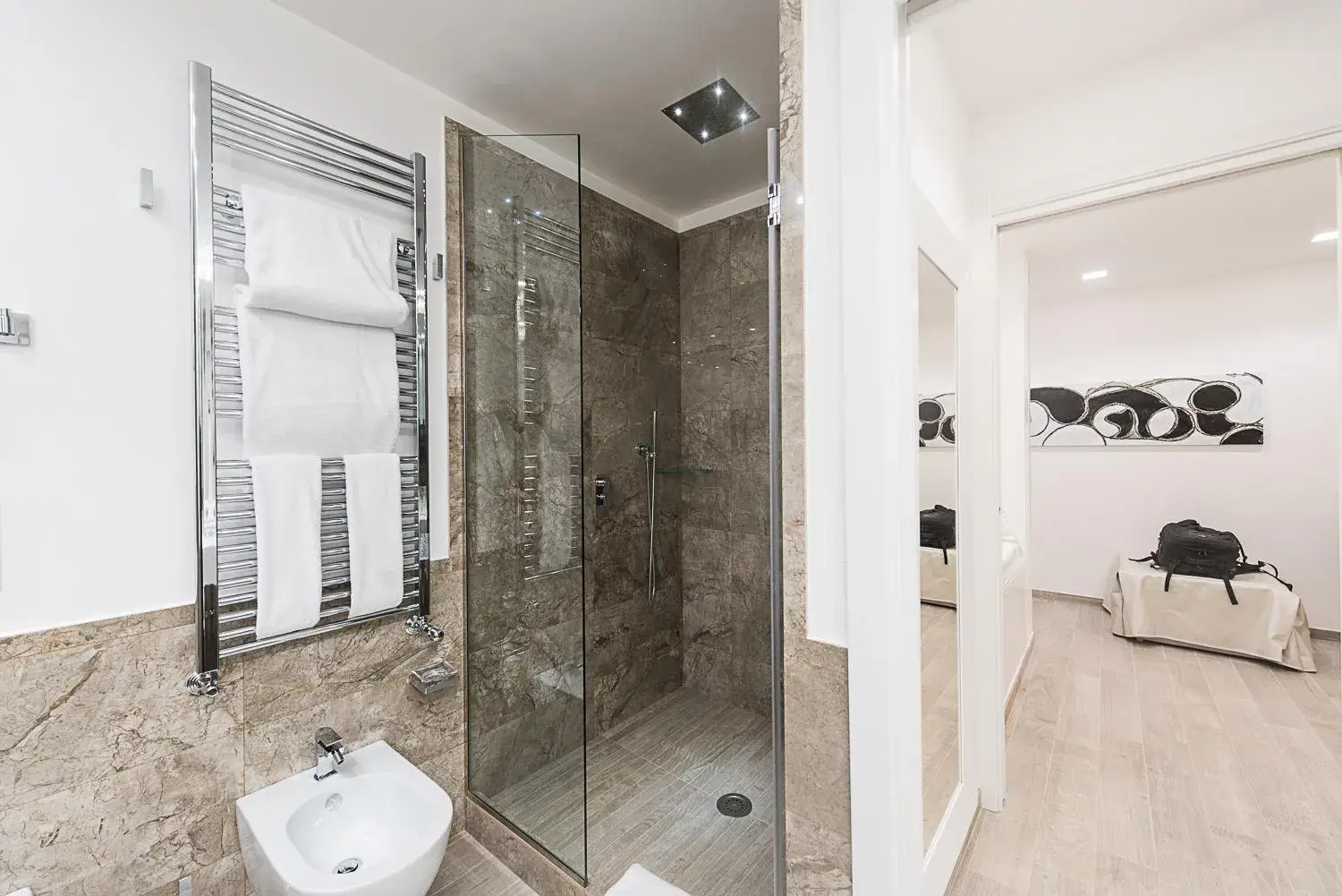 Photo of the whole room, Bathroom in LHP Hotel Santa Margherita Palace & SPA