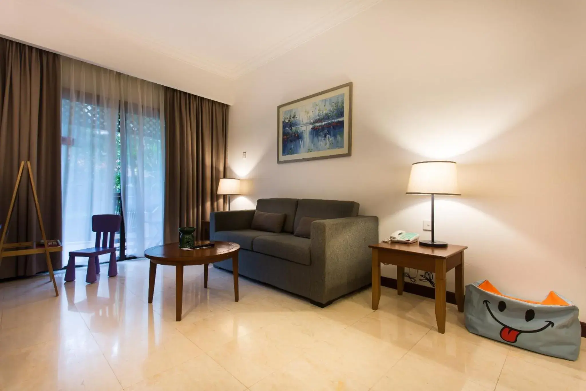 Living room, Seating Area in Holiday Inn Resort Batam, an IHG Hotel