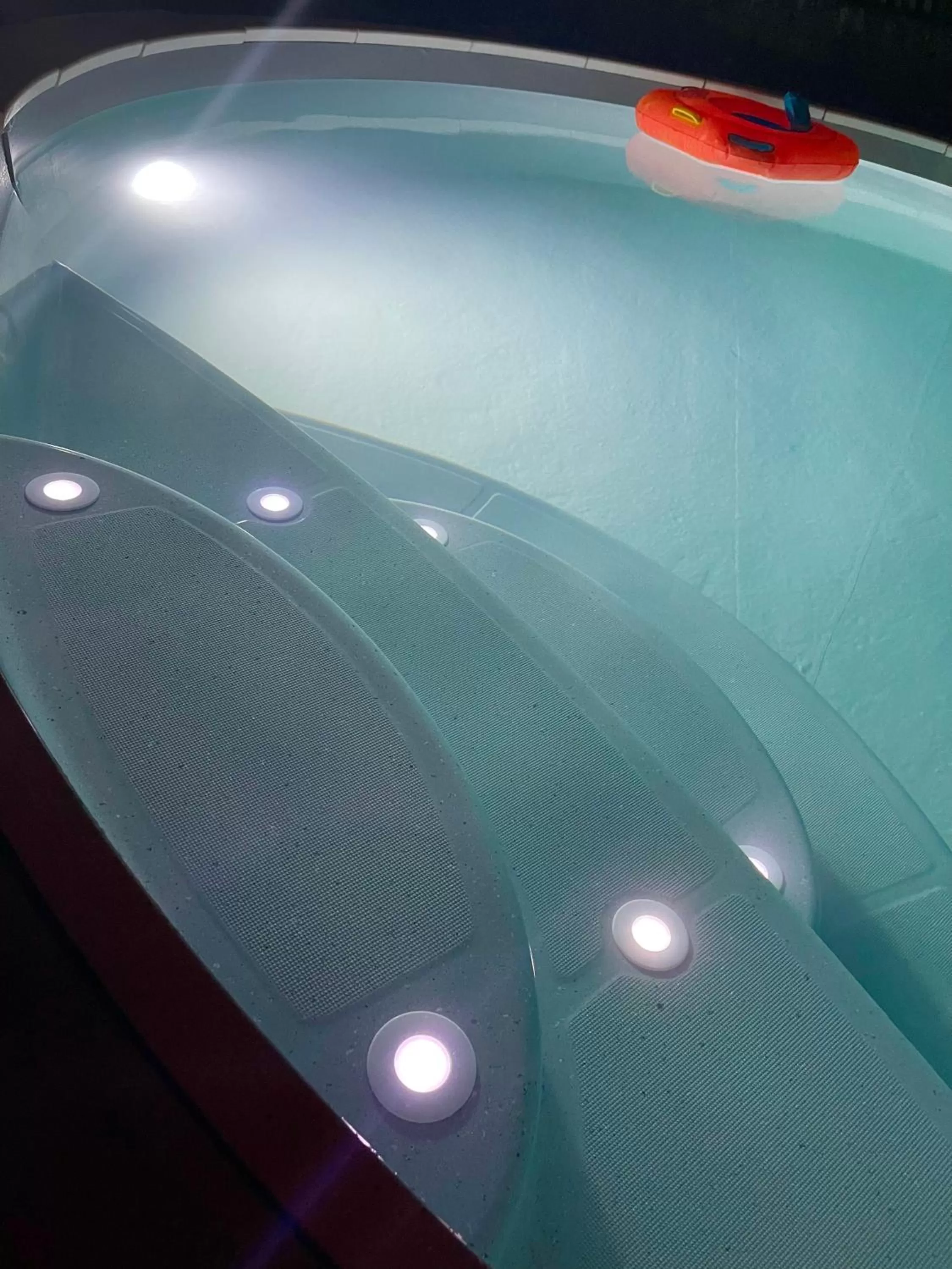 Swimming pool in Maison d'hôtes Aux Deux Cigognes