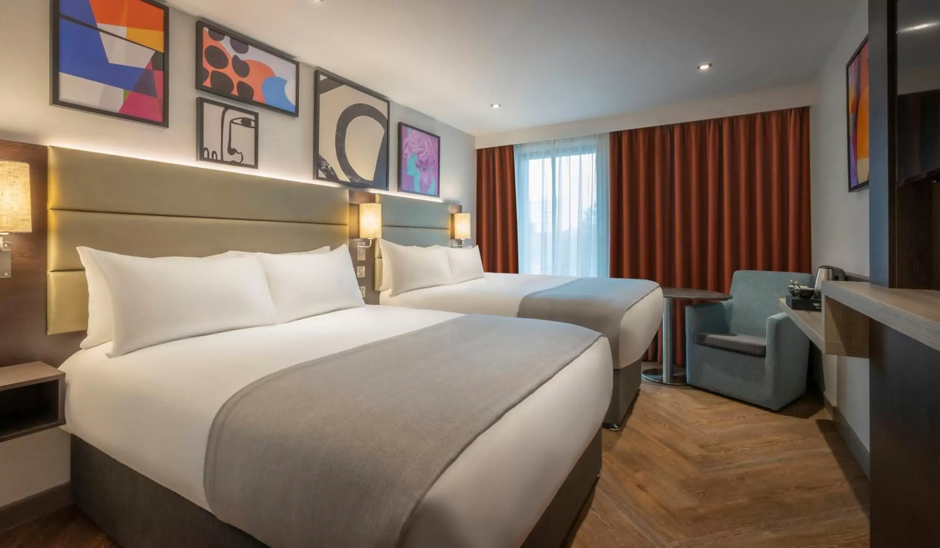 Bedroom, Bed in Maldron Hotel Finsbury Park, London