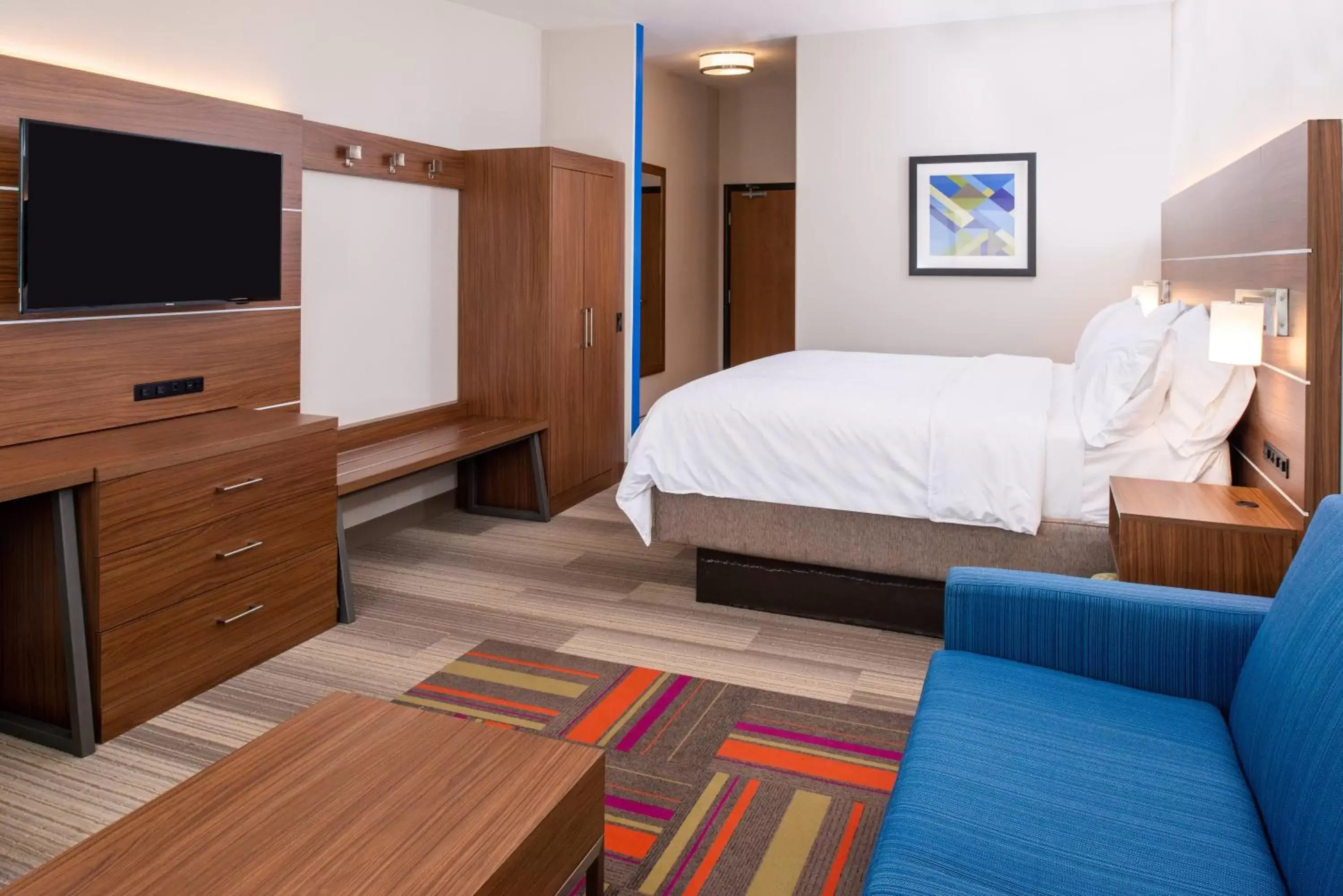 Photo of the whole room, Bed in Holiday Inn Express Hotel & Suites Gunnison, an IHG Hotel
