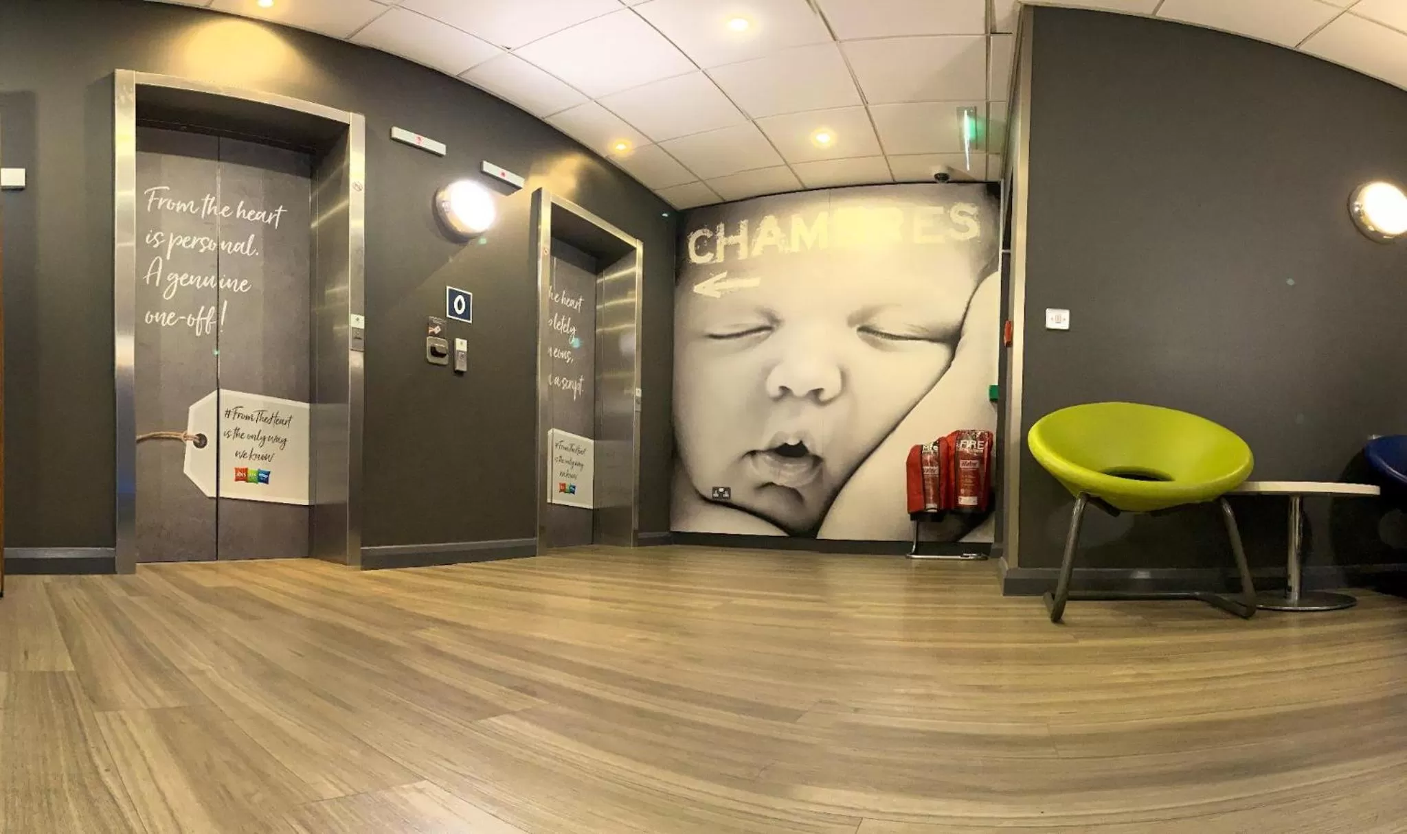 Seating area in ibis budget Belfast City Centre