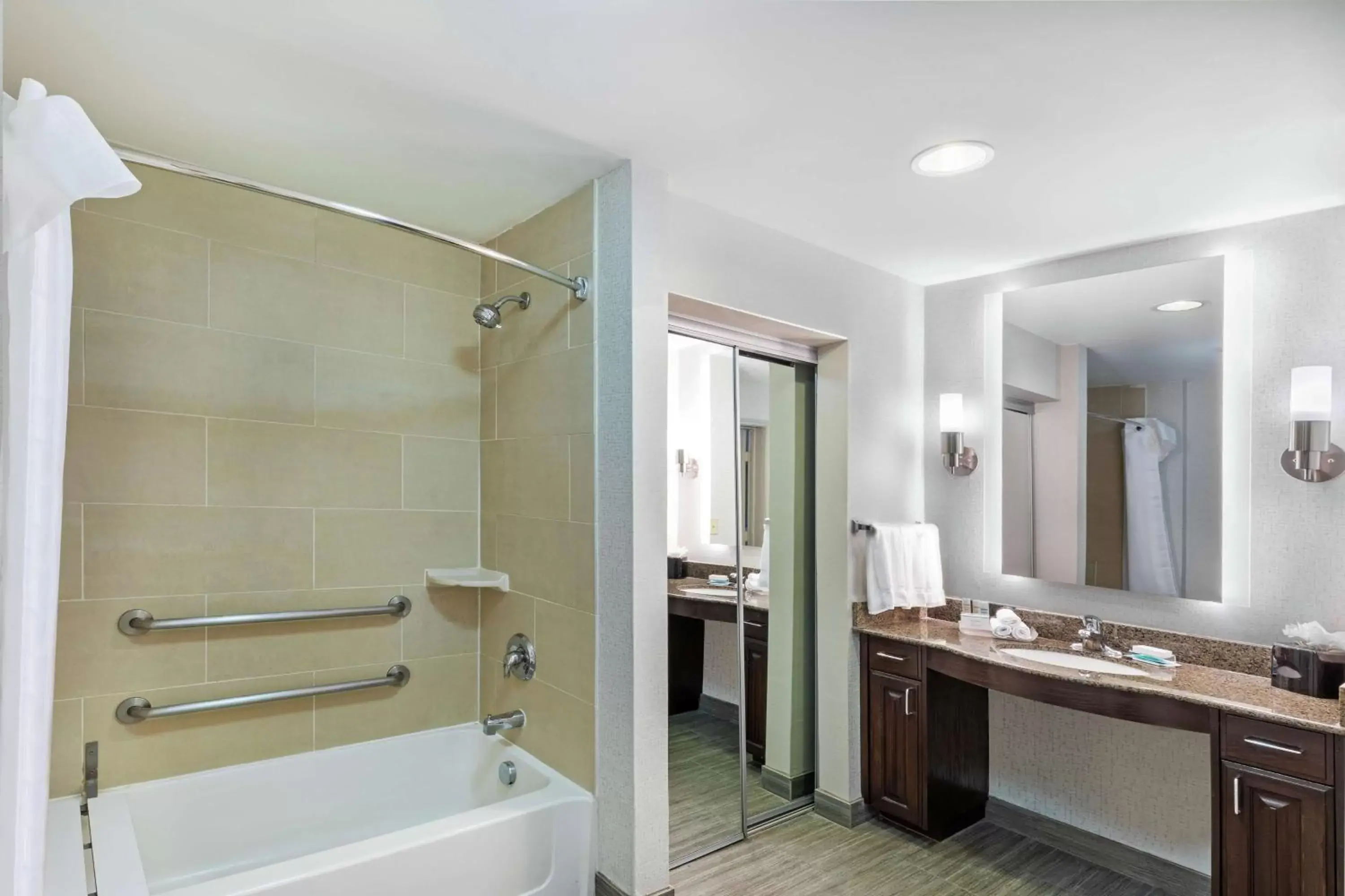 Bathroom in Homewood Suites by Hilton Waco