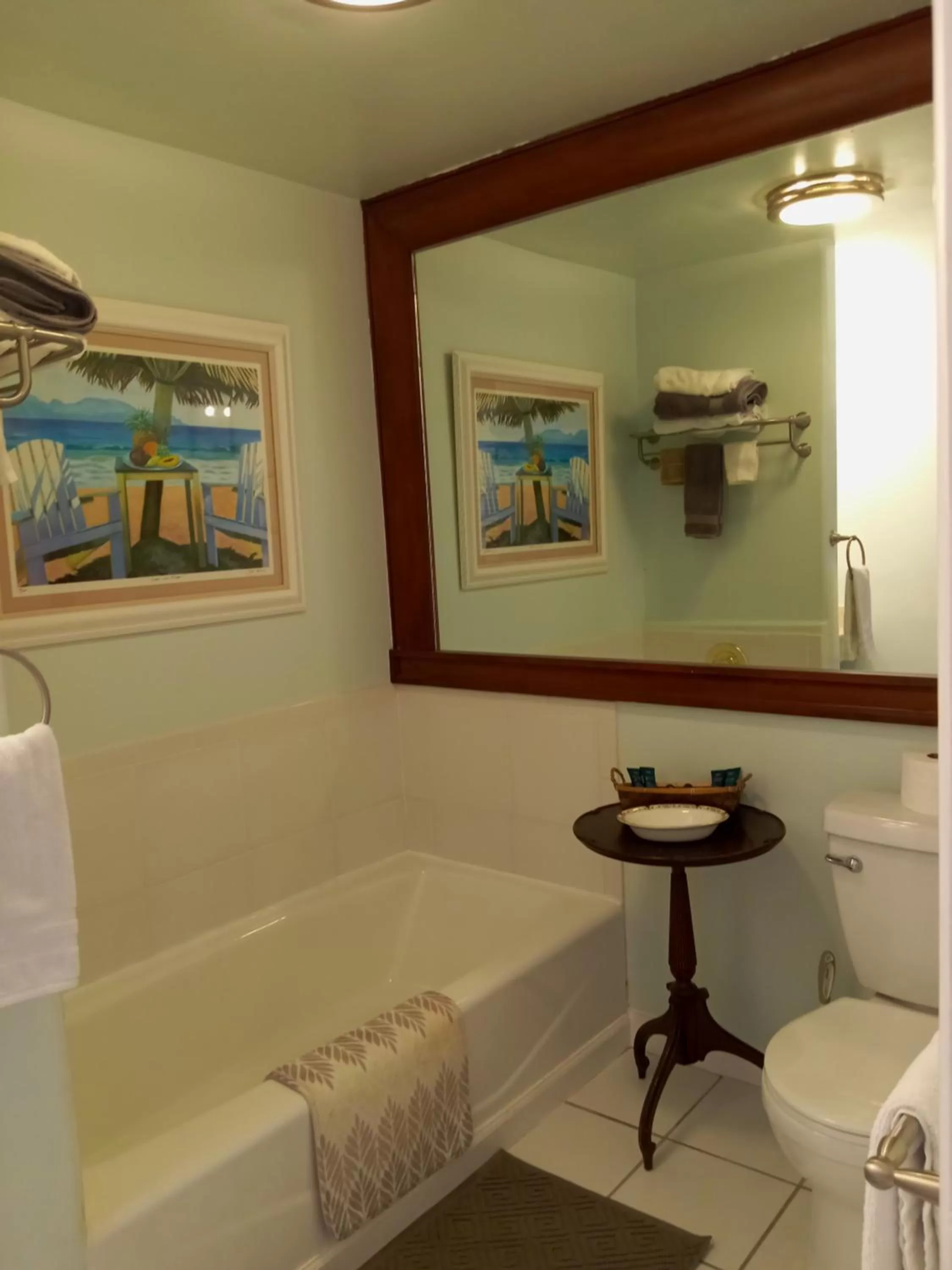 Bathroom in Sea Breeze Manor Inn