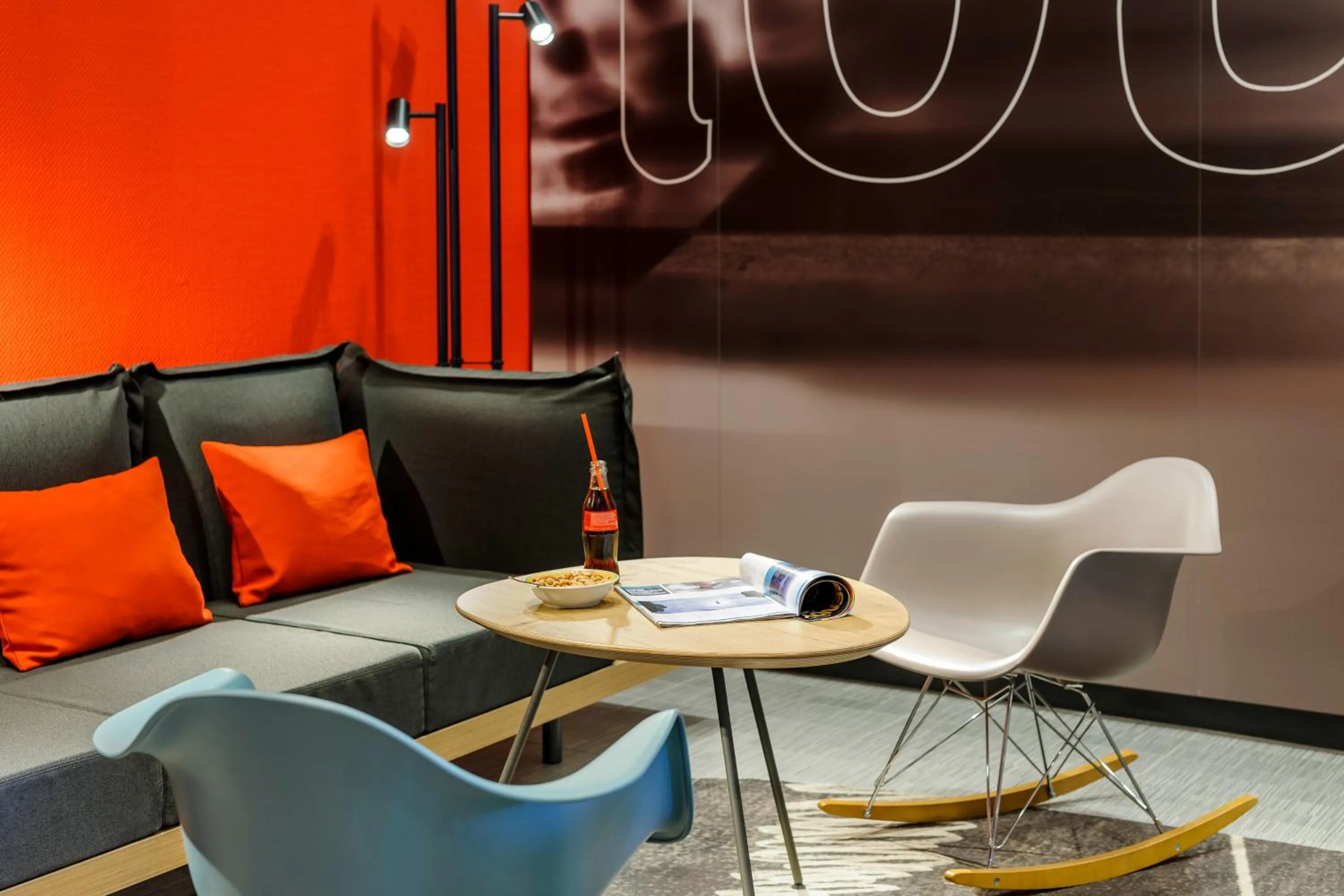 Lounge or bar in ibis Gent Centrum Opera