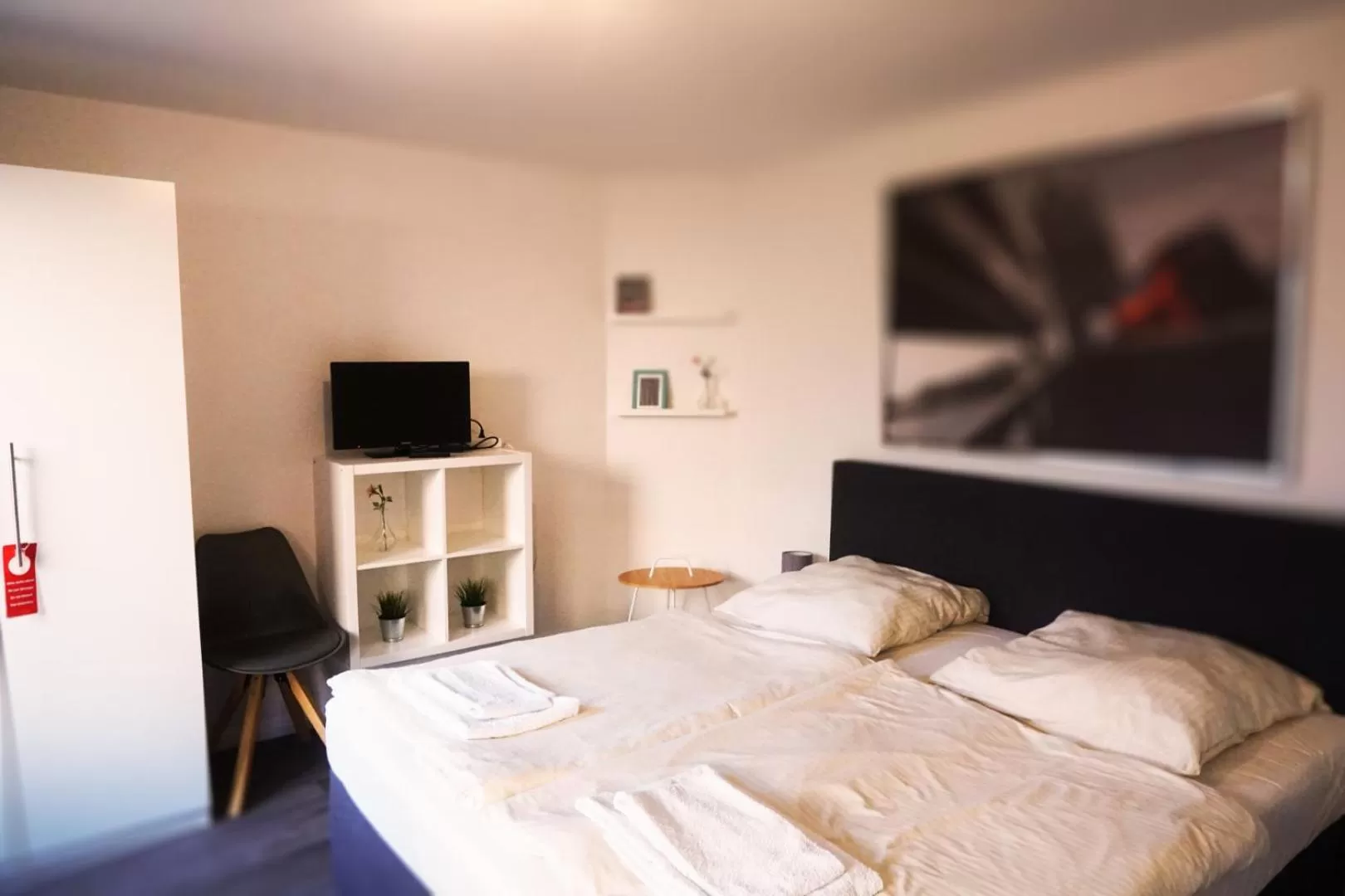 Bed in Ellada Restaurant & Hotel