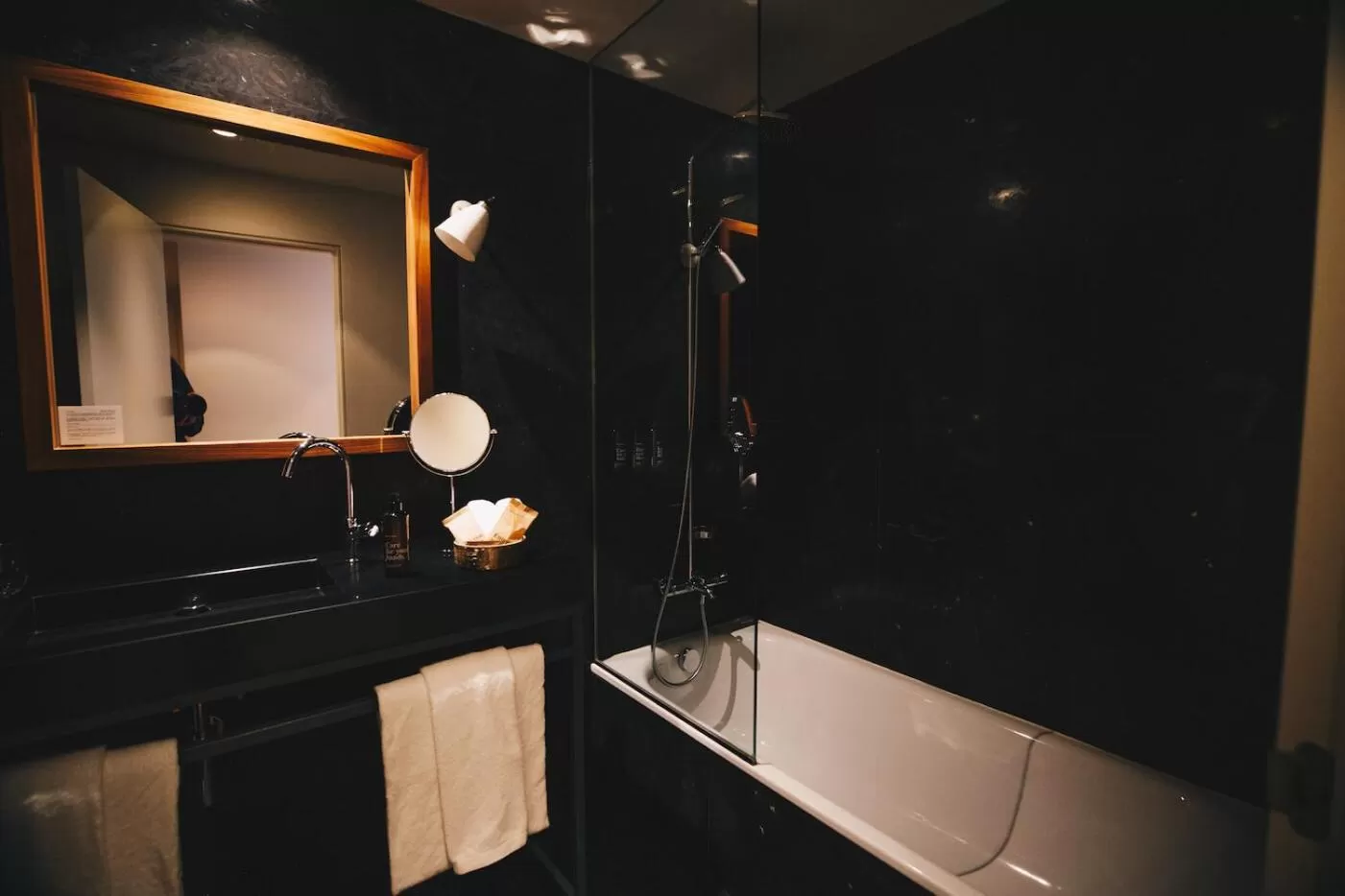 Bathroom in Dear Hotel Madrid