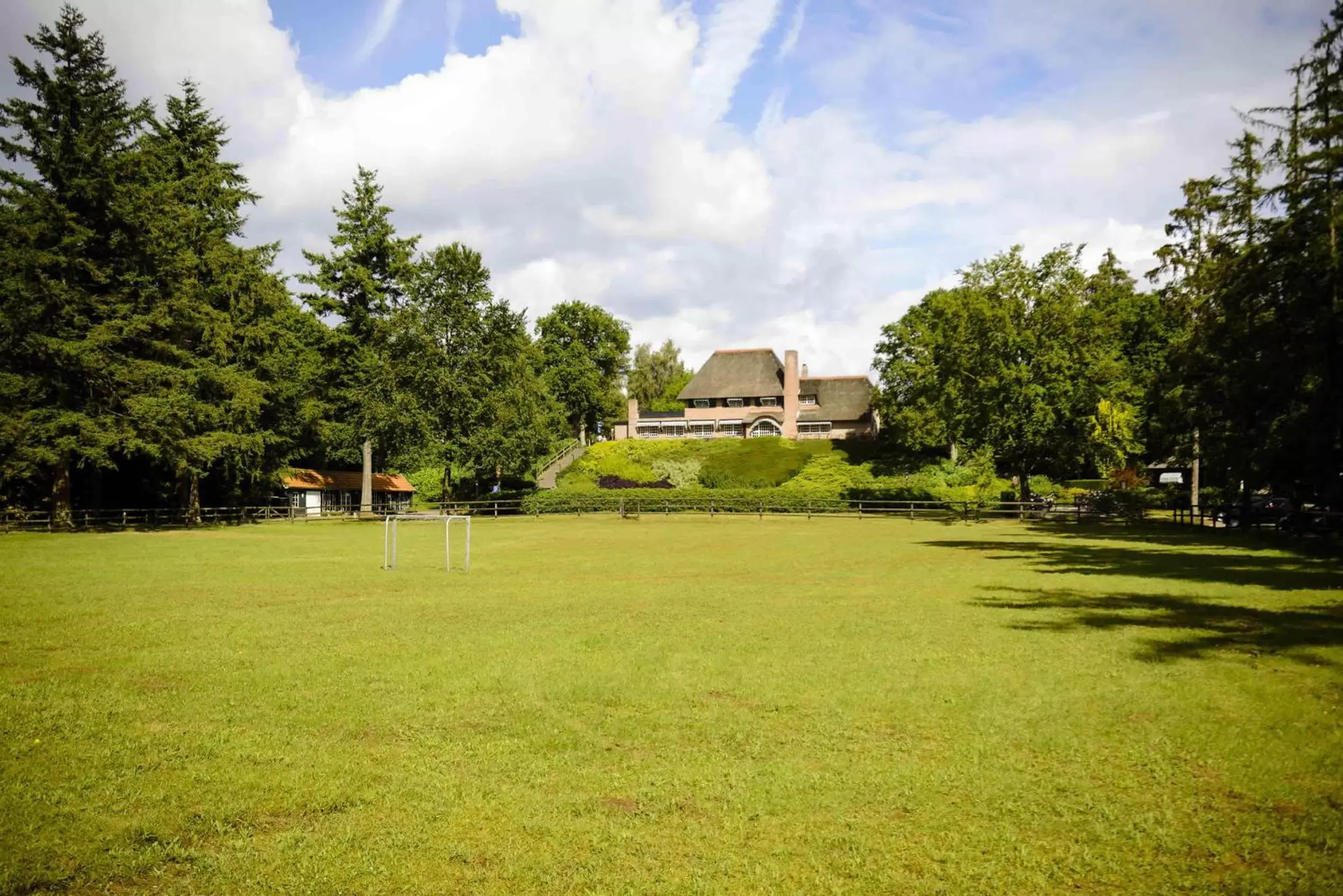 Bird's eye view, Property Building in Fletcher Hotel Restaurant De Wipselberg-Veluwe