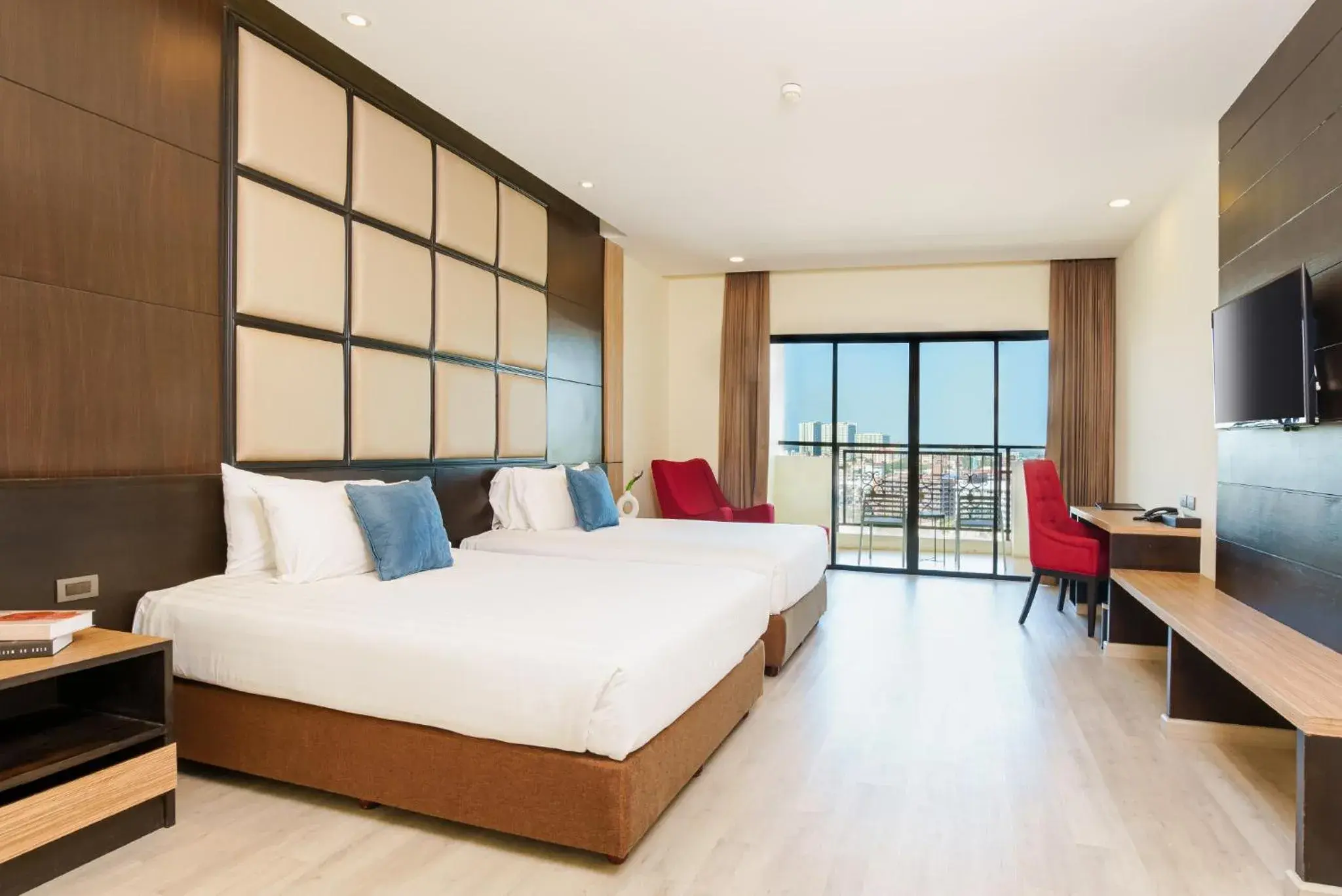 Bedroom, Bed in Grand Palazzo Hotel - SHA Extra Plus Bedroom, Bed in Grand Palazzo Hotel - SHA Extra Plus