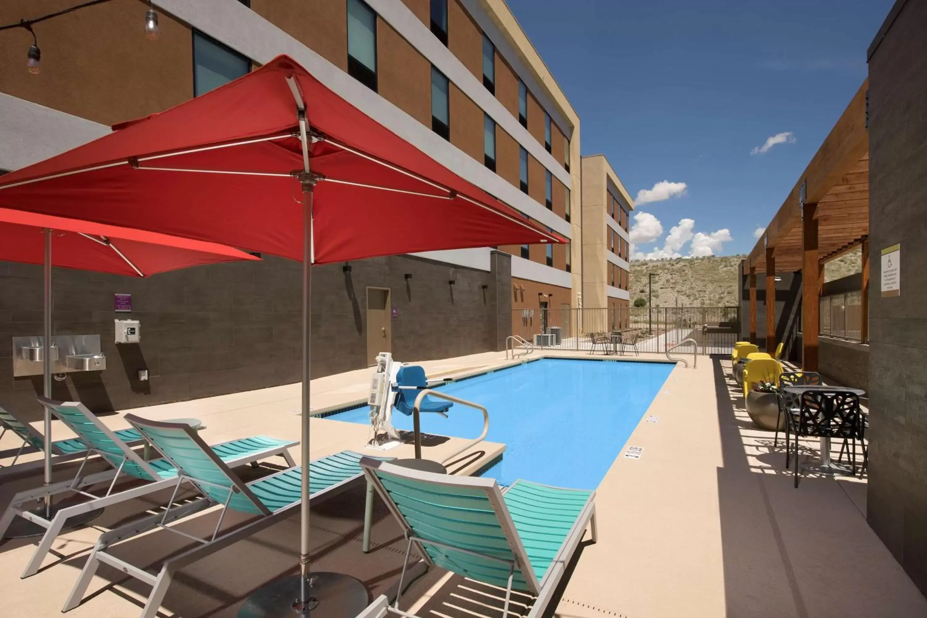 Swimming Pool in Home2 Suites By Hilton Las Cruces