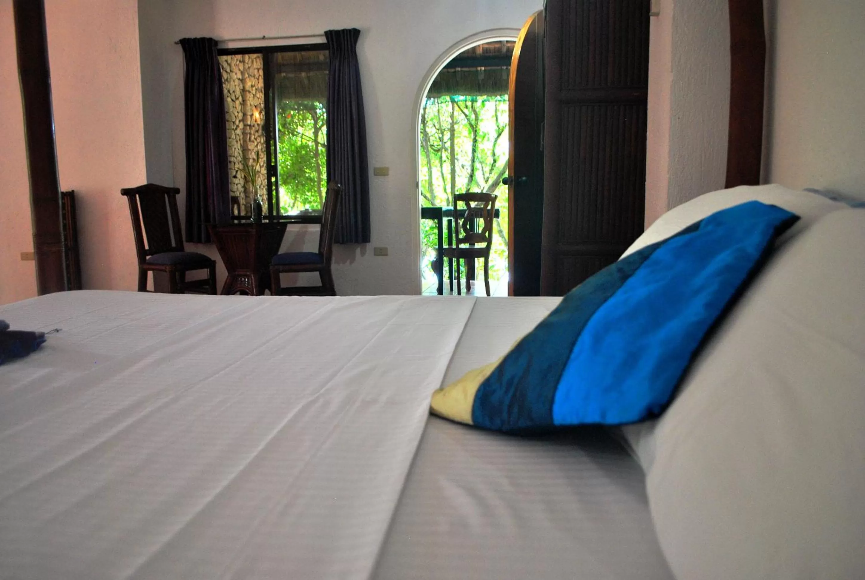 Day, Bed in The Blue Orchid Resort