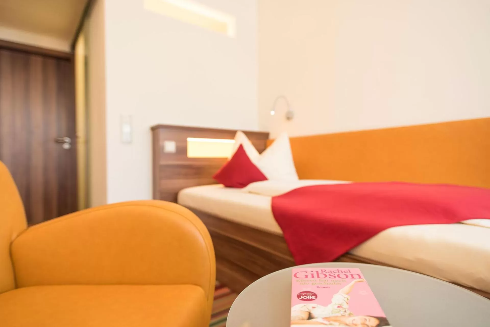 Bed in Hotel Peterhof - urban lifestyle Kempten