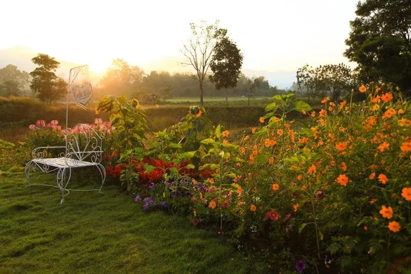 Garden in Belle Villa Resort, Pai