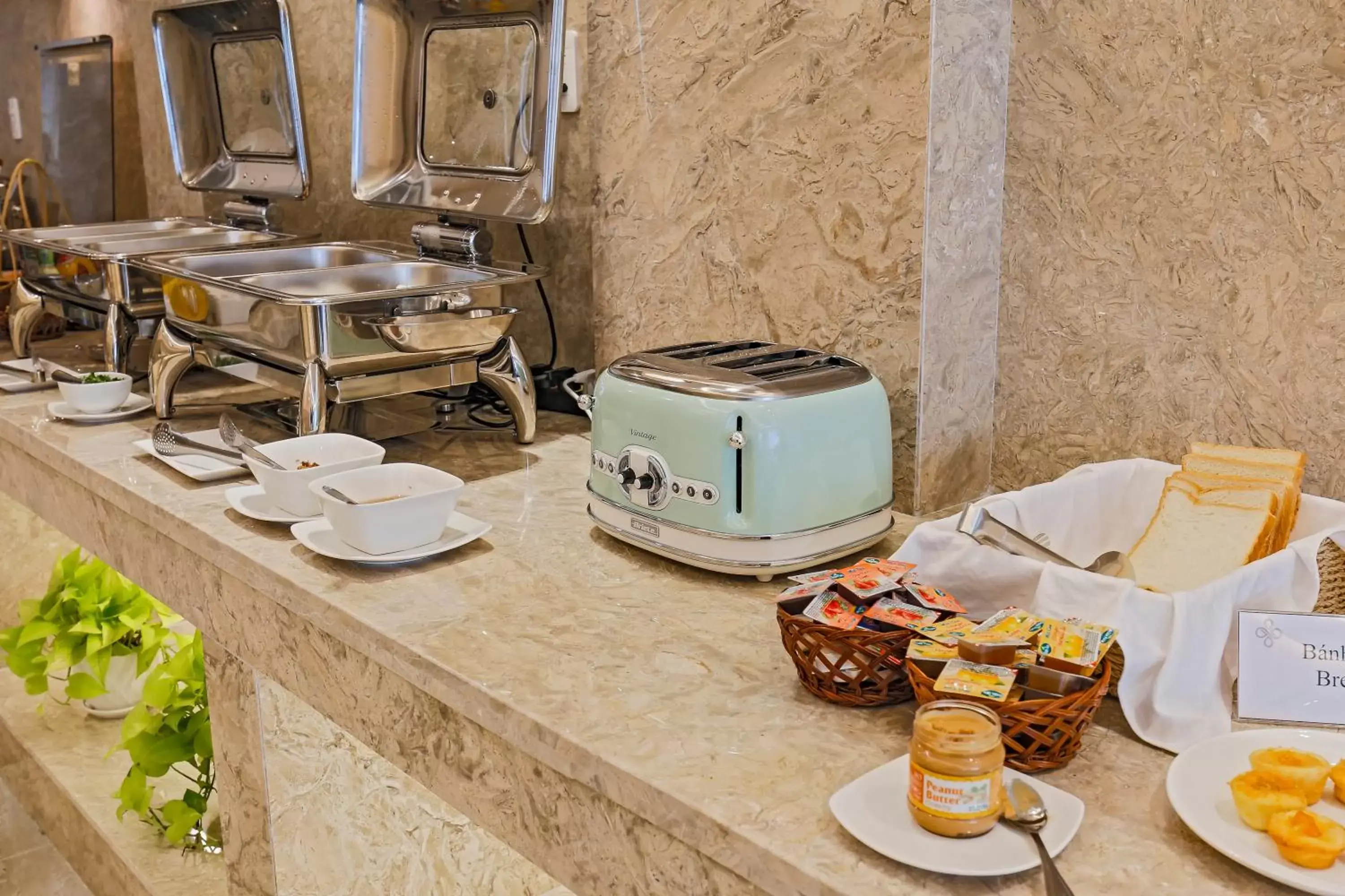 Breakfast in Hoang Lan Hotel Breakfast in Hoang Lan Hotel