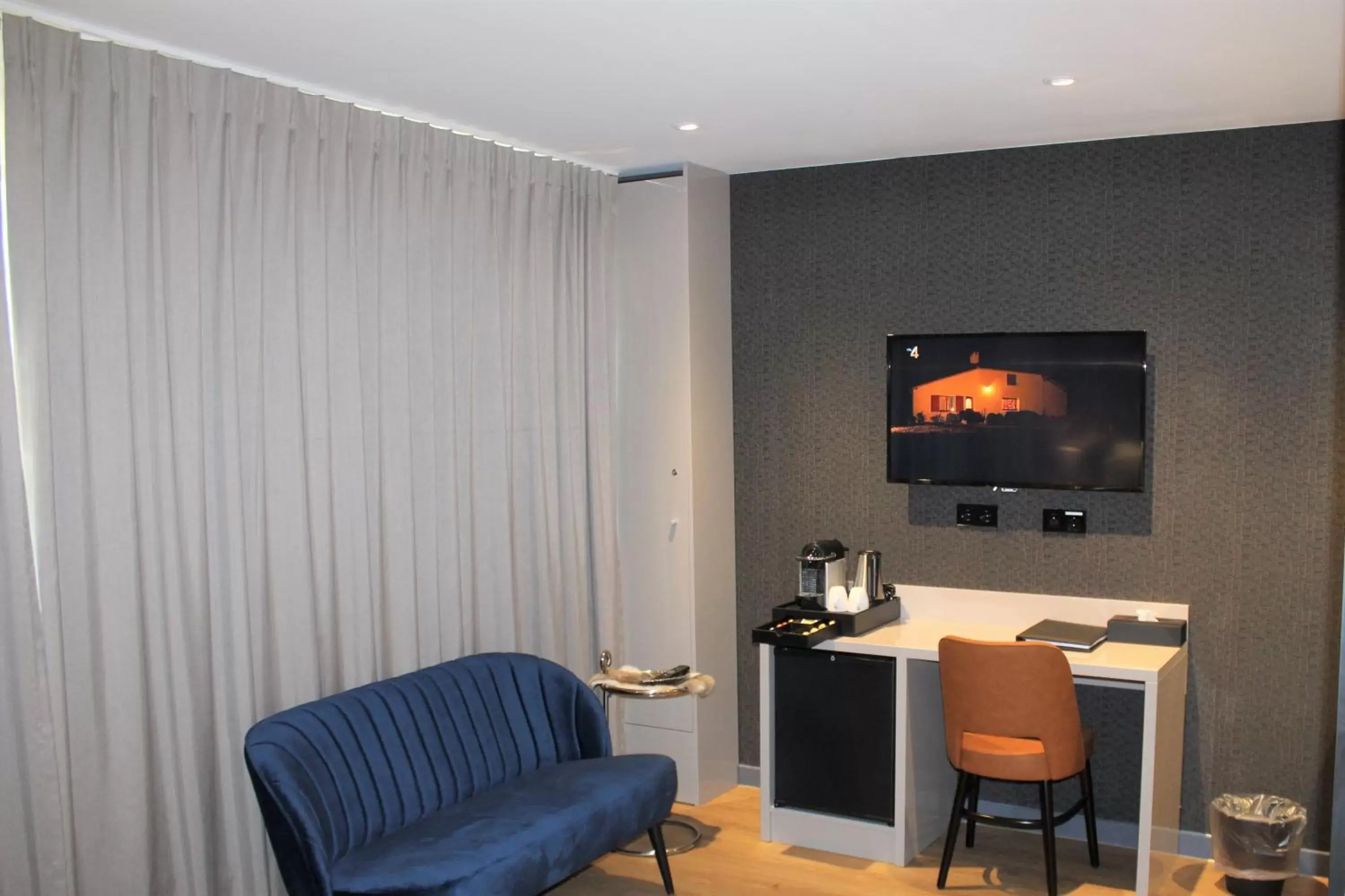 TV/Entertainment Center in Dream Hotel Amsterdam