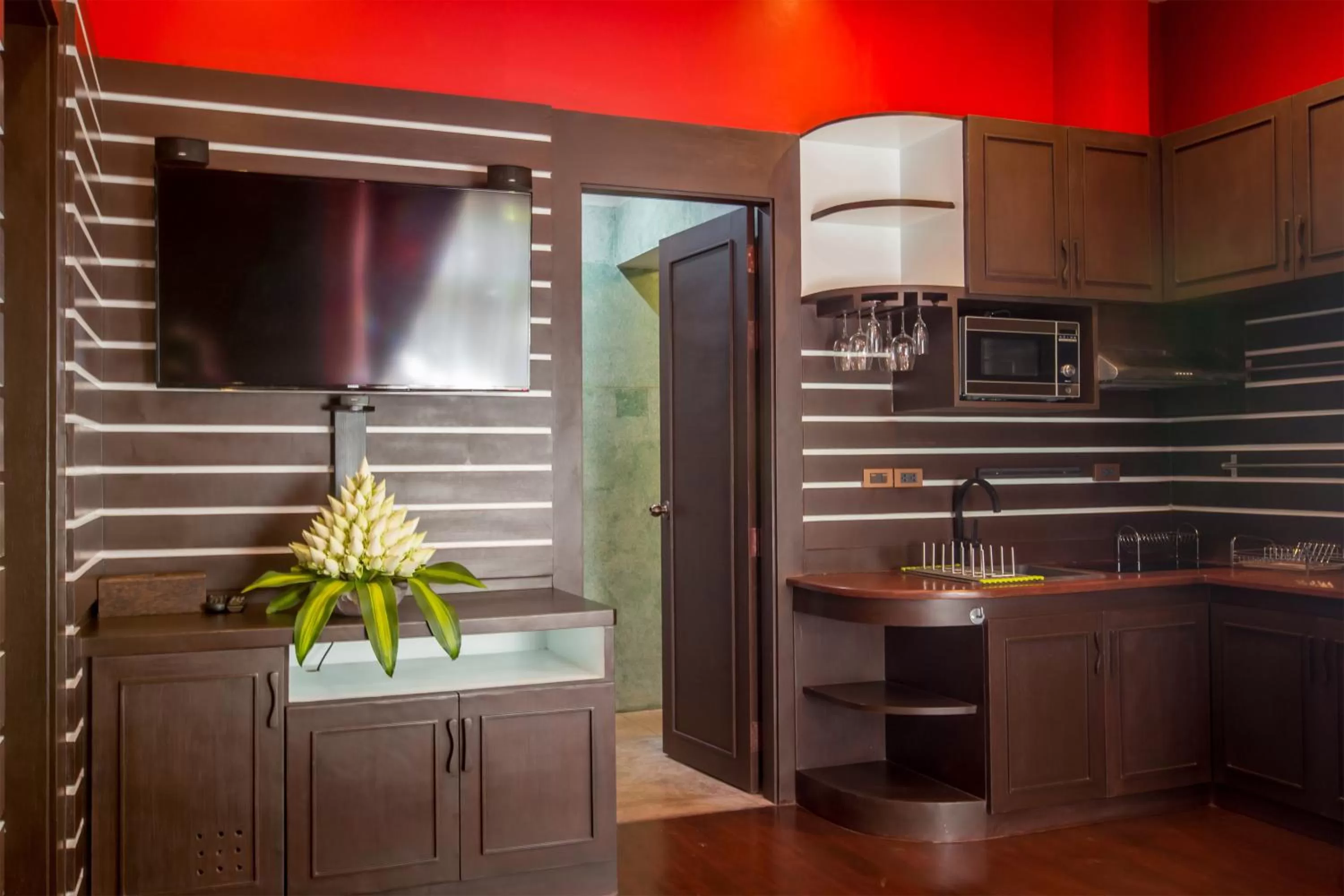 TV and multimedia in De Sarann Villa