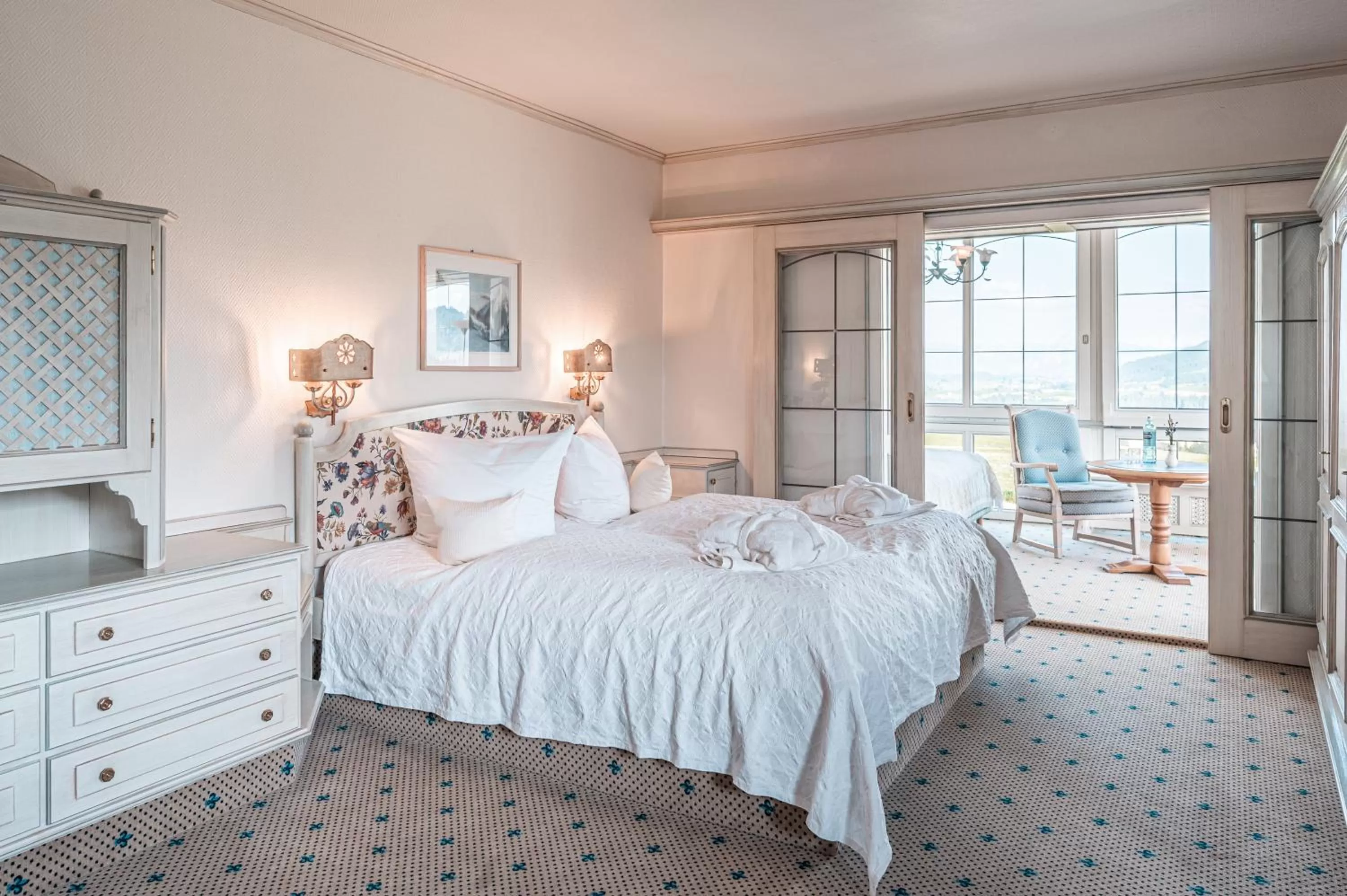 Suite with Mountain View - single occupancy in Mittelburg Wellnesshotel