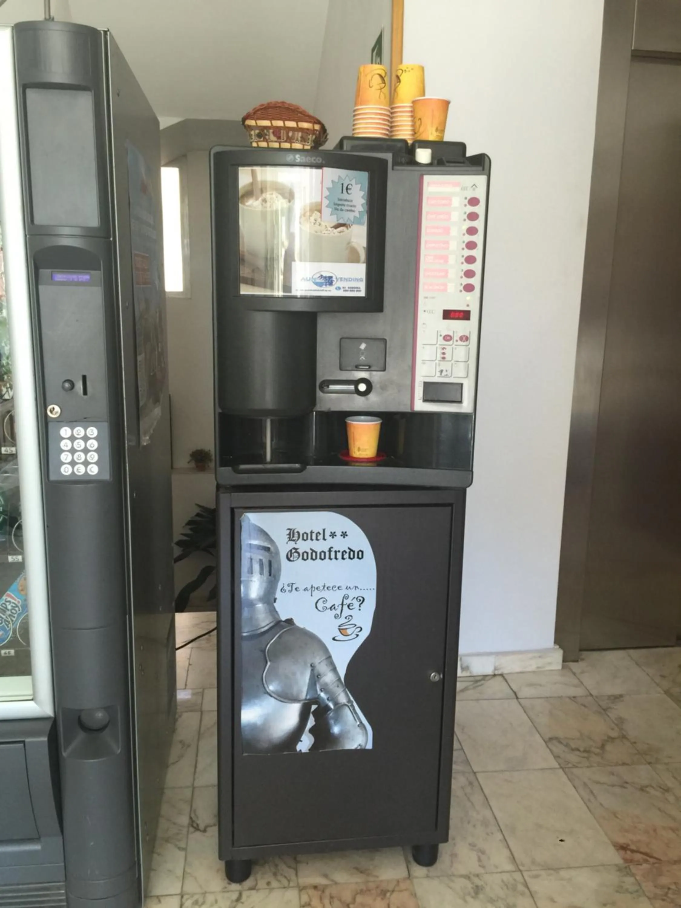 Food and drinks in Hotel Godofredo