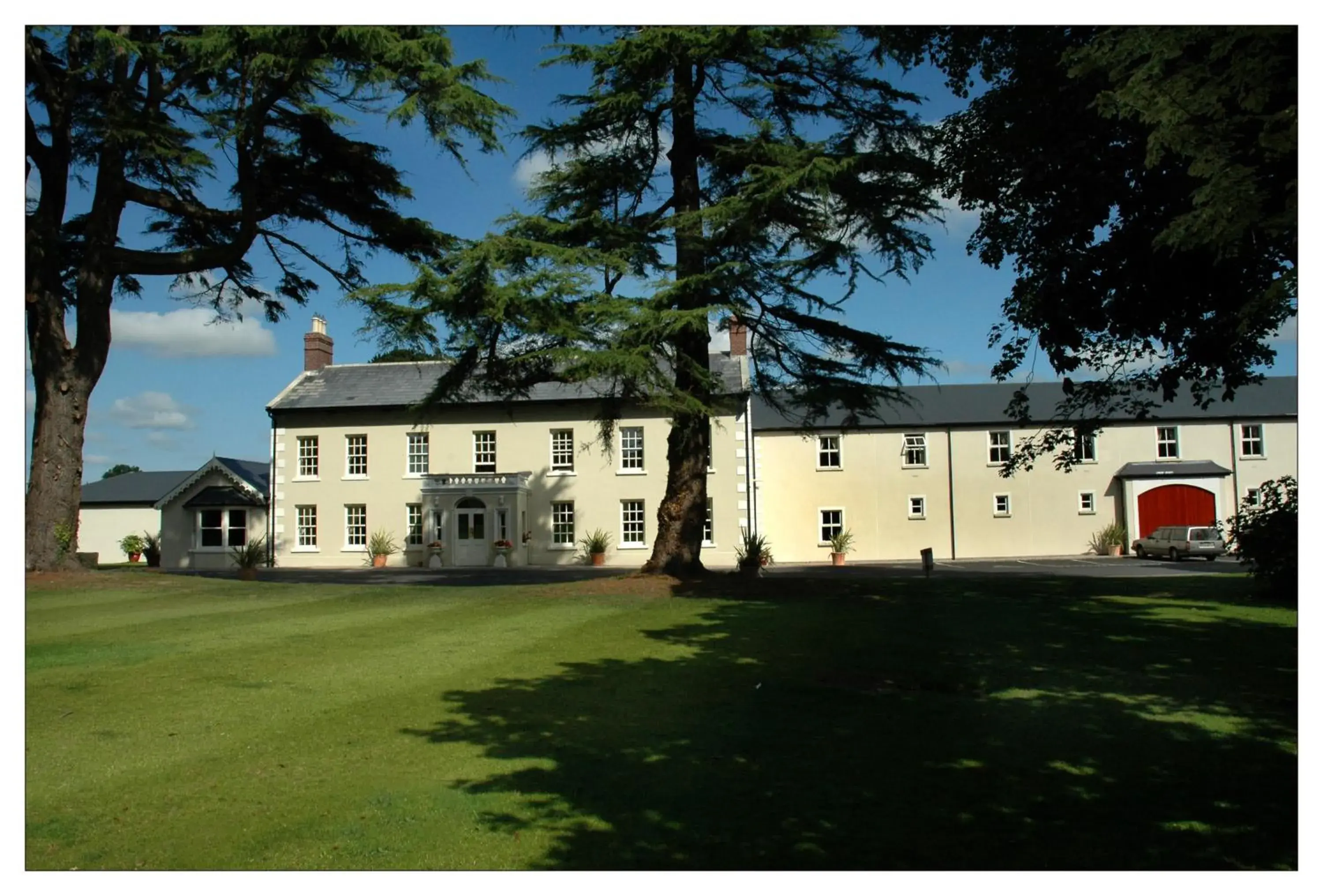 Facade/entrance, Property Building in Roganstown Hotel & Country Club