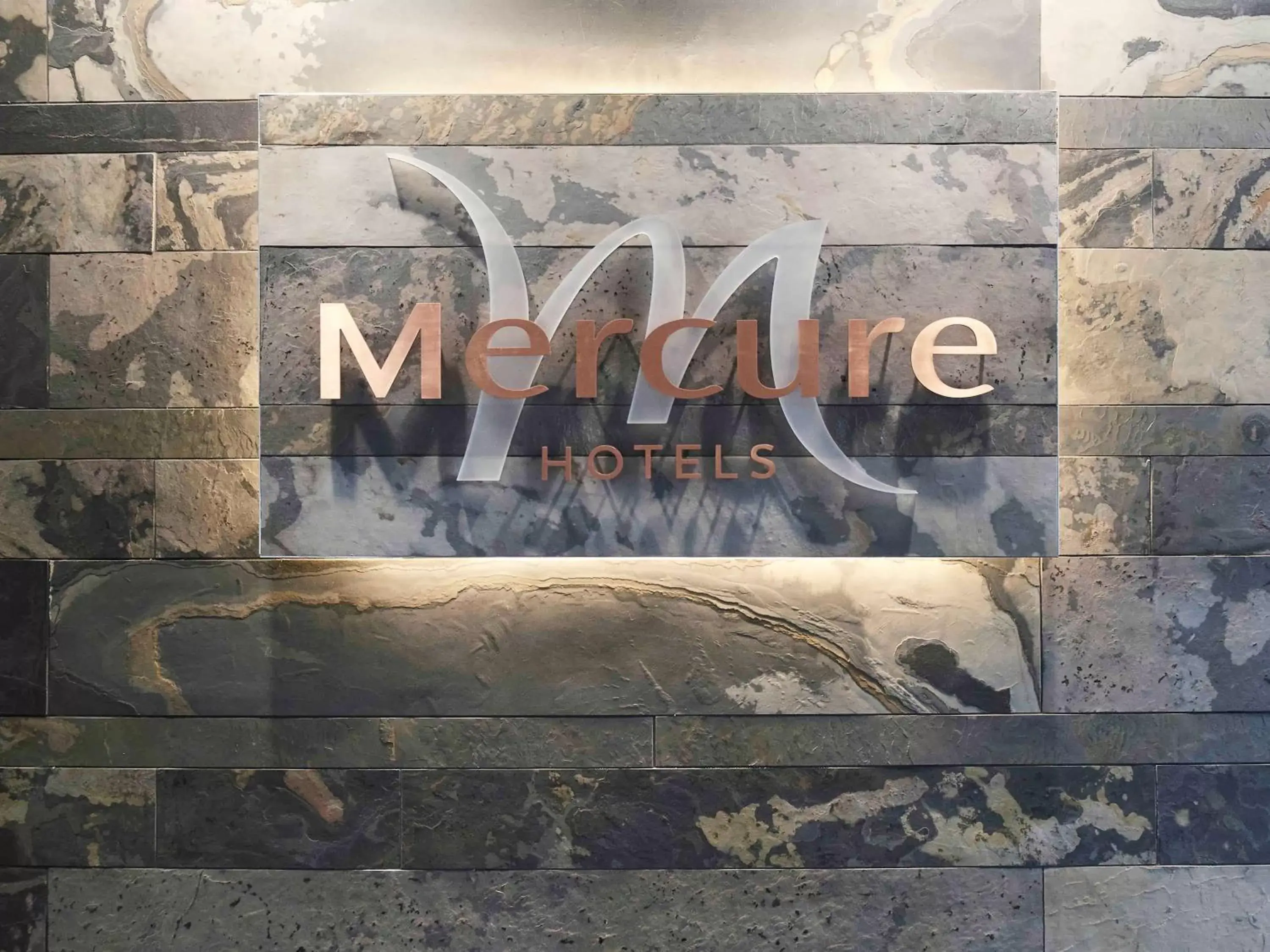 Lounge or bar, Property Logo/Sign in Mercure Cardiff Holland House Hotel & Spa