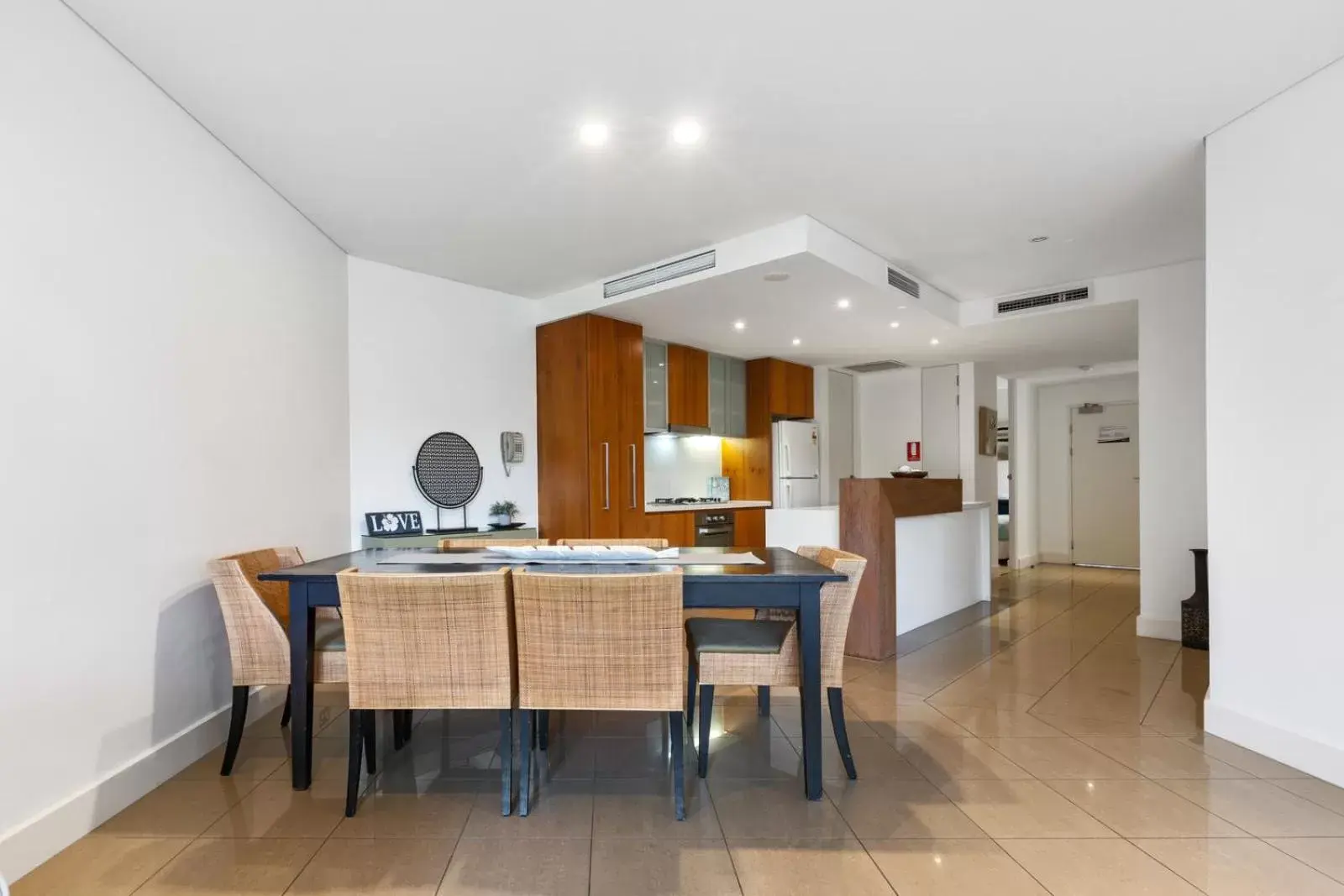 kitchen, Dining Area in Cotton Beach Resort - Tweed Coast Holidays ®