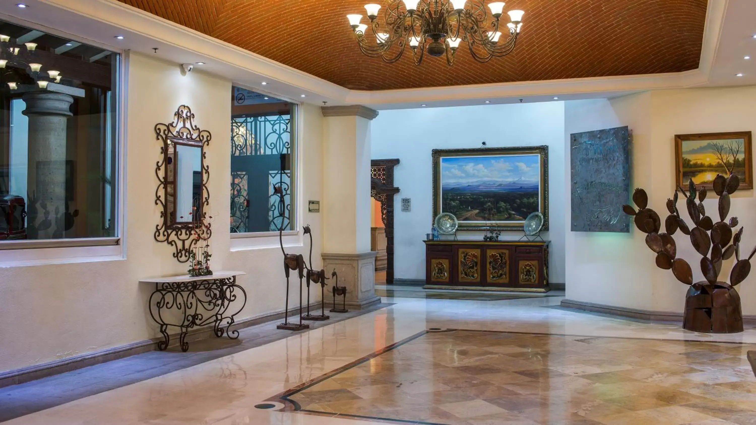 Lobby or reception in Ramada by Wyndham Ciudad de Mexico Perinorte
